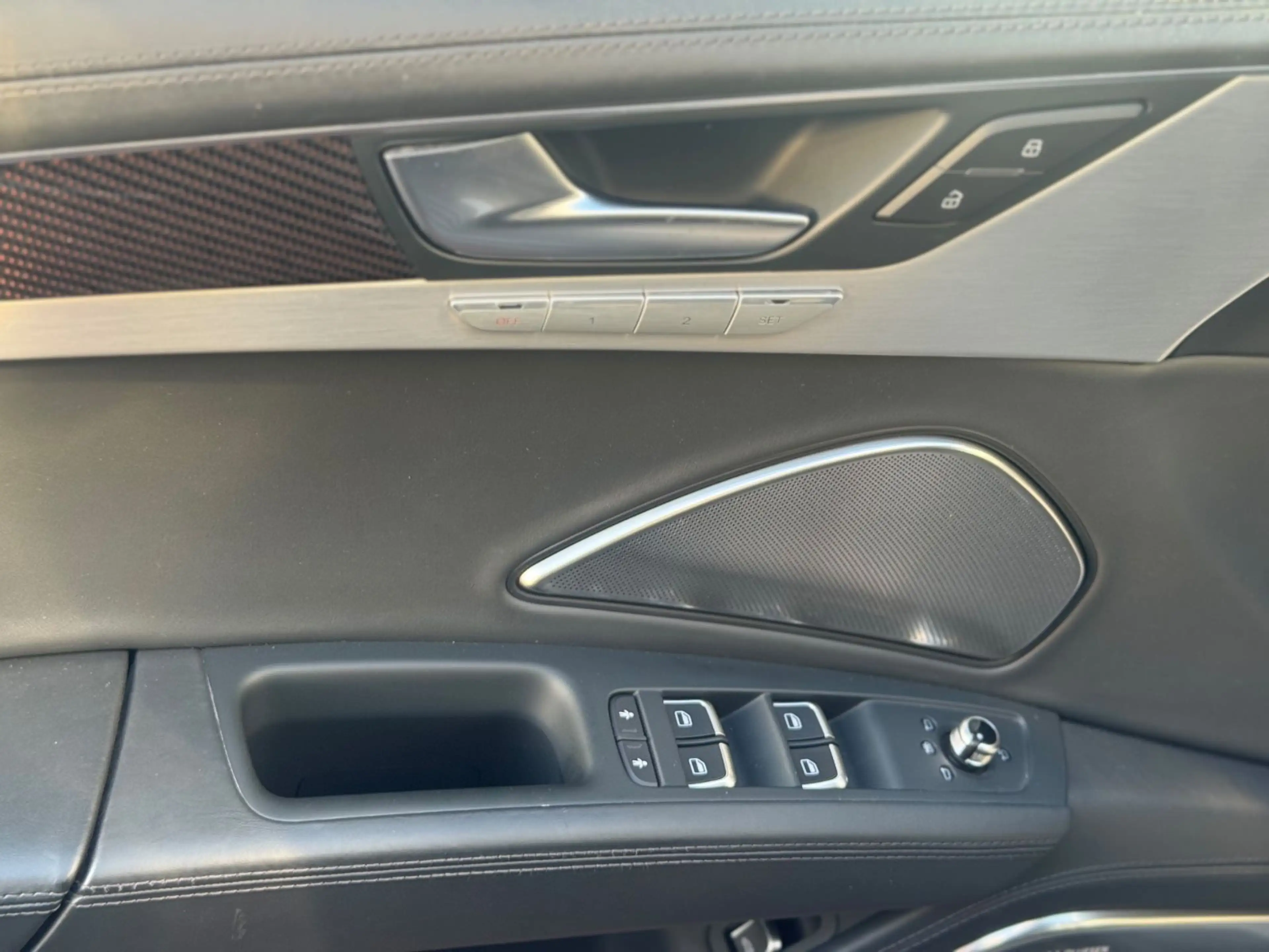 Audi S8 4.0 TFSI plus tiptronic quattro — photo 10