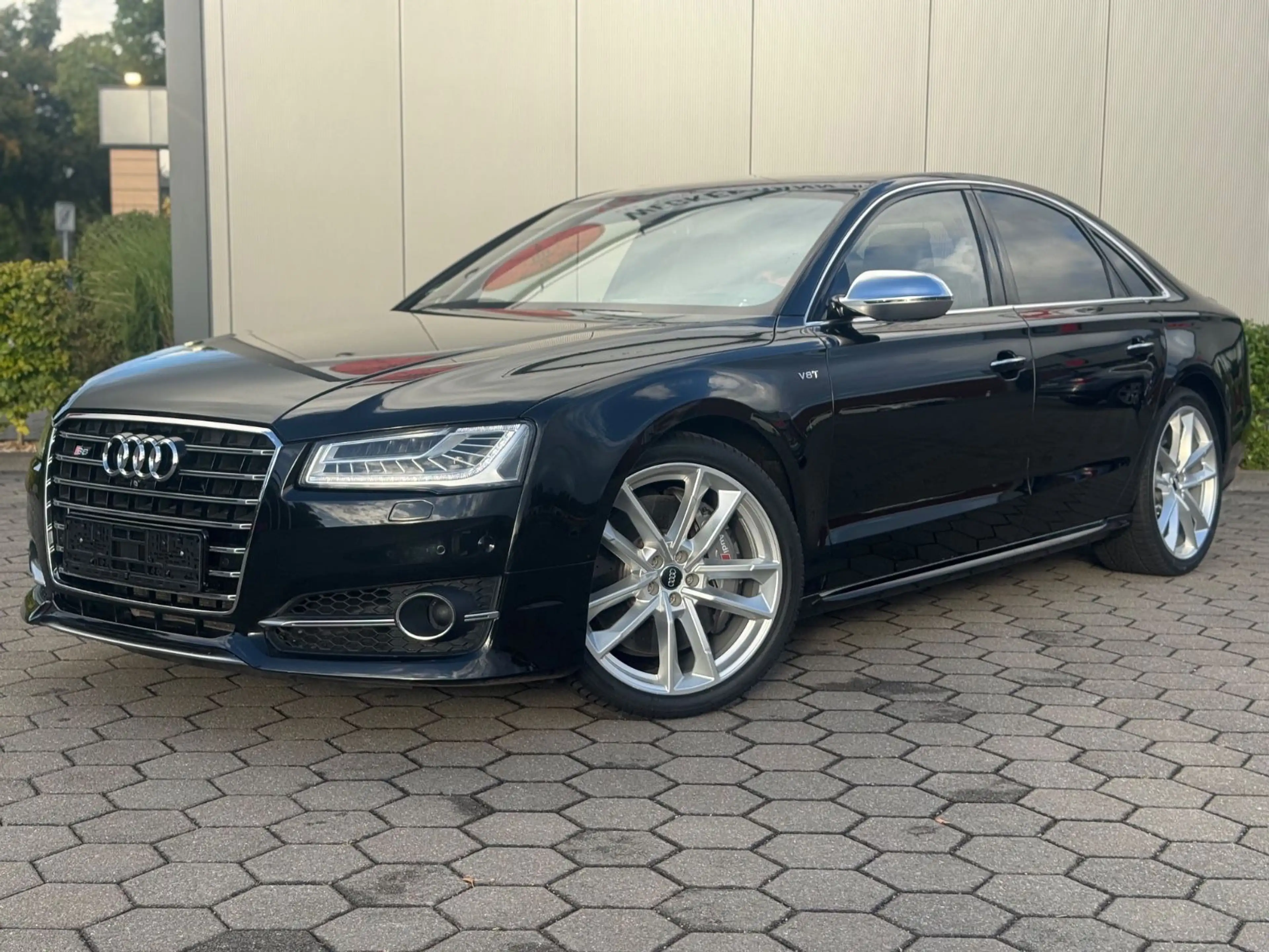 Audi S8 4.0 TFSI plus tiptronic quattro — photo 2