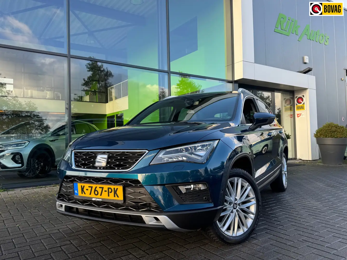 SEAT Ateca 1.4 TSI Xcellence * Keyless * Camera * PDC 2X * 18 Blauw - 1