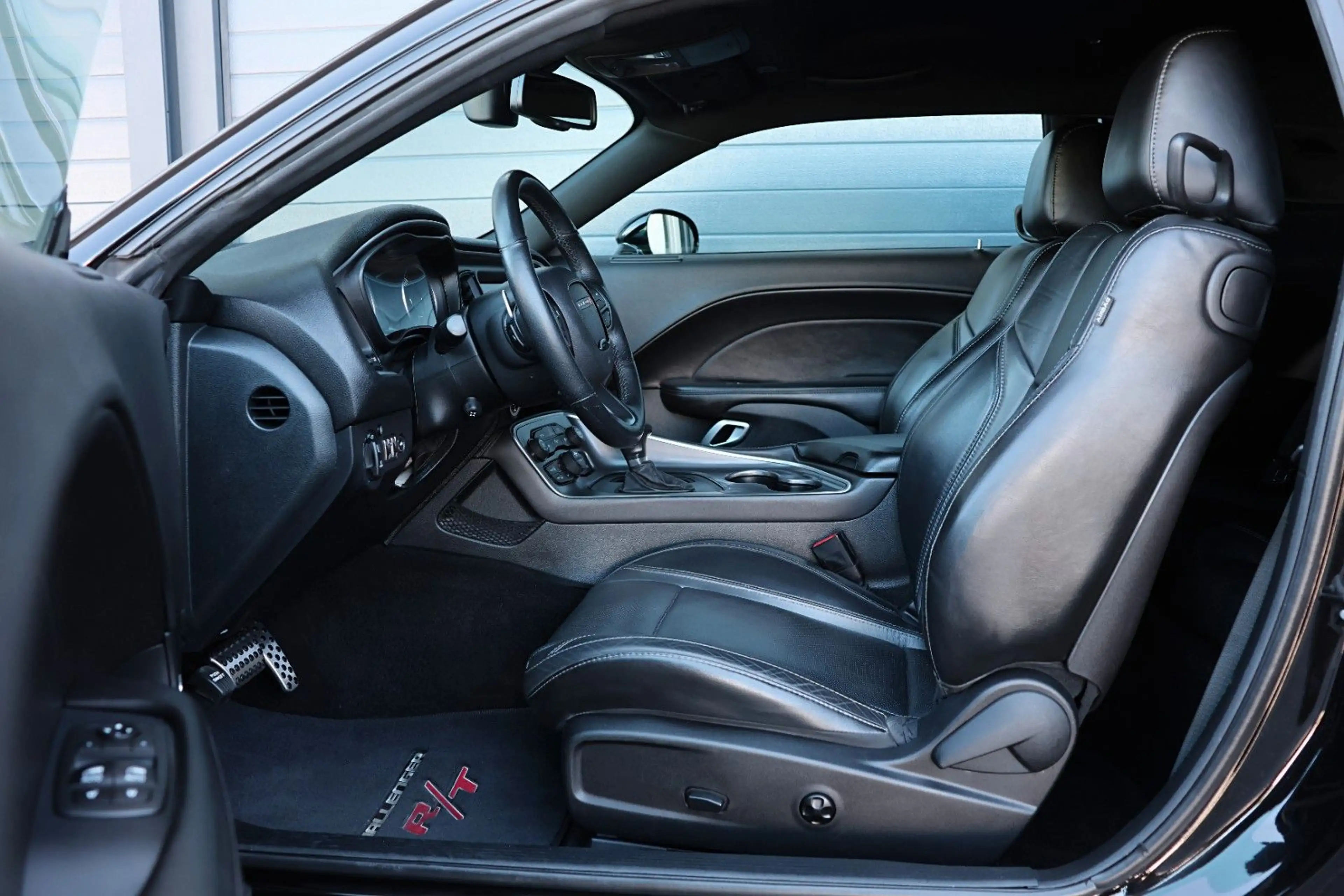 Dodge Challenger 5.7/ALPINE/SHZ/SBL/LHZ/CarPlay/KAMERA — photo 15