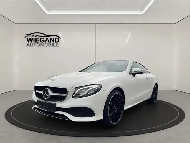 Mercedes-Benz E 400 4Matic Coupe 9G-TRONIC+LEDER+LED+RFK+KLIMA