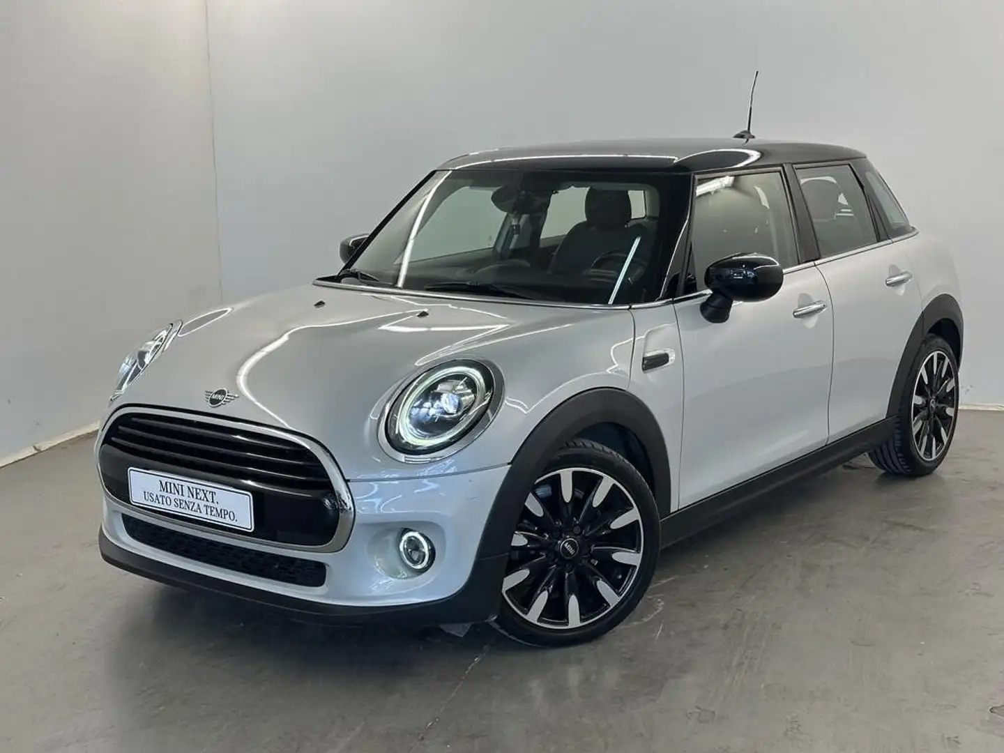 MINI Cooper 1.5 TwinPower Turbo Cooper Baker Street Steptronic Argent - 1