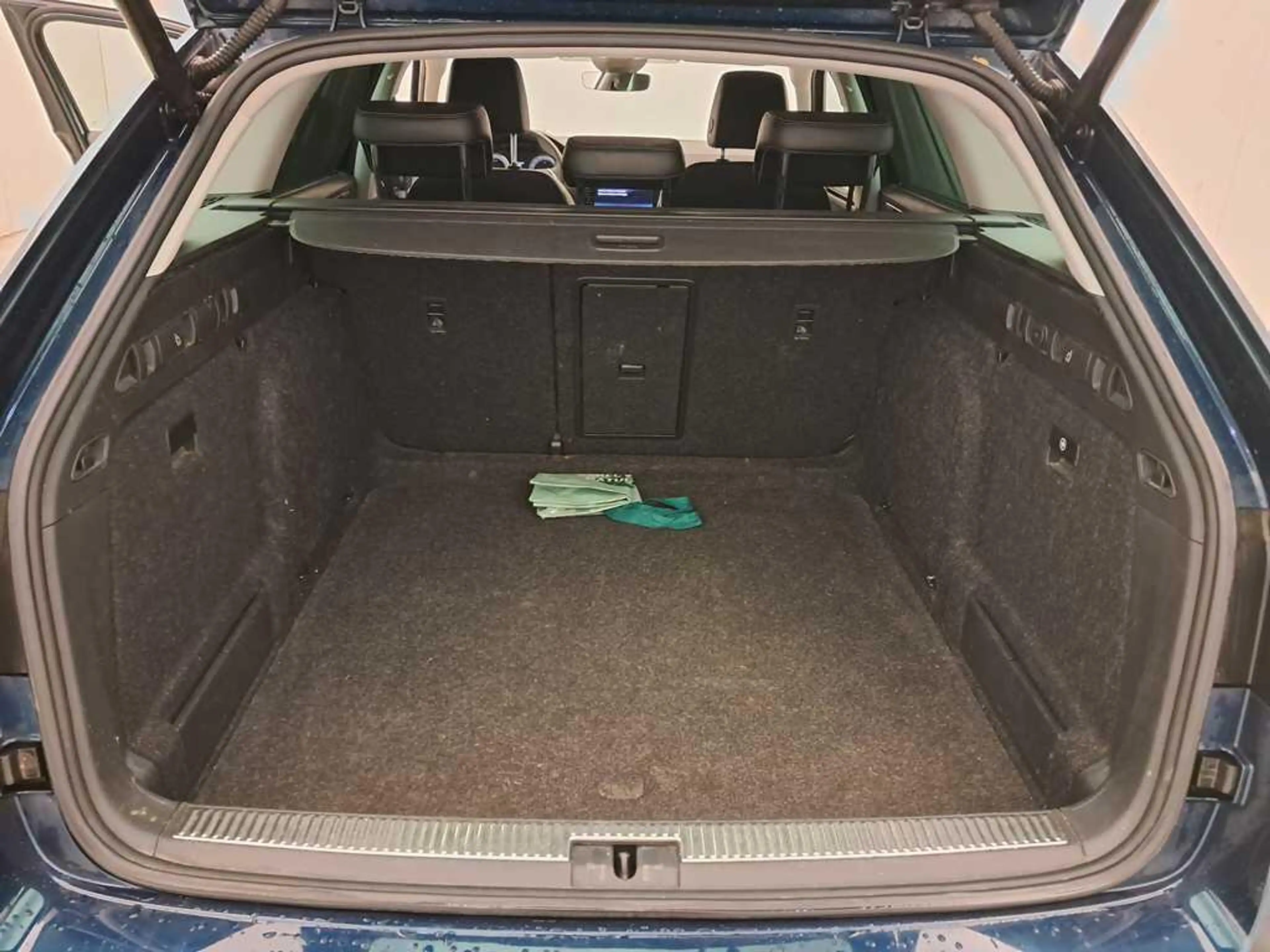 Skoda Superb Combi 1.5 TSi Aut. Clever+ /€13.990 netto / Leder / Navi / Memory / ... — photo 9
