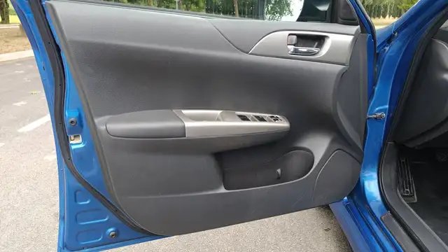 Subaru Impreza view 7