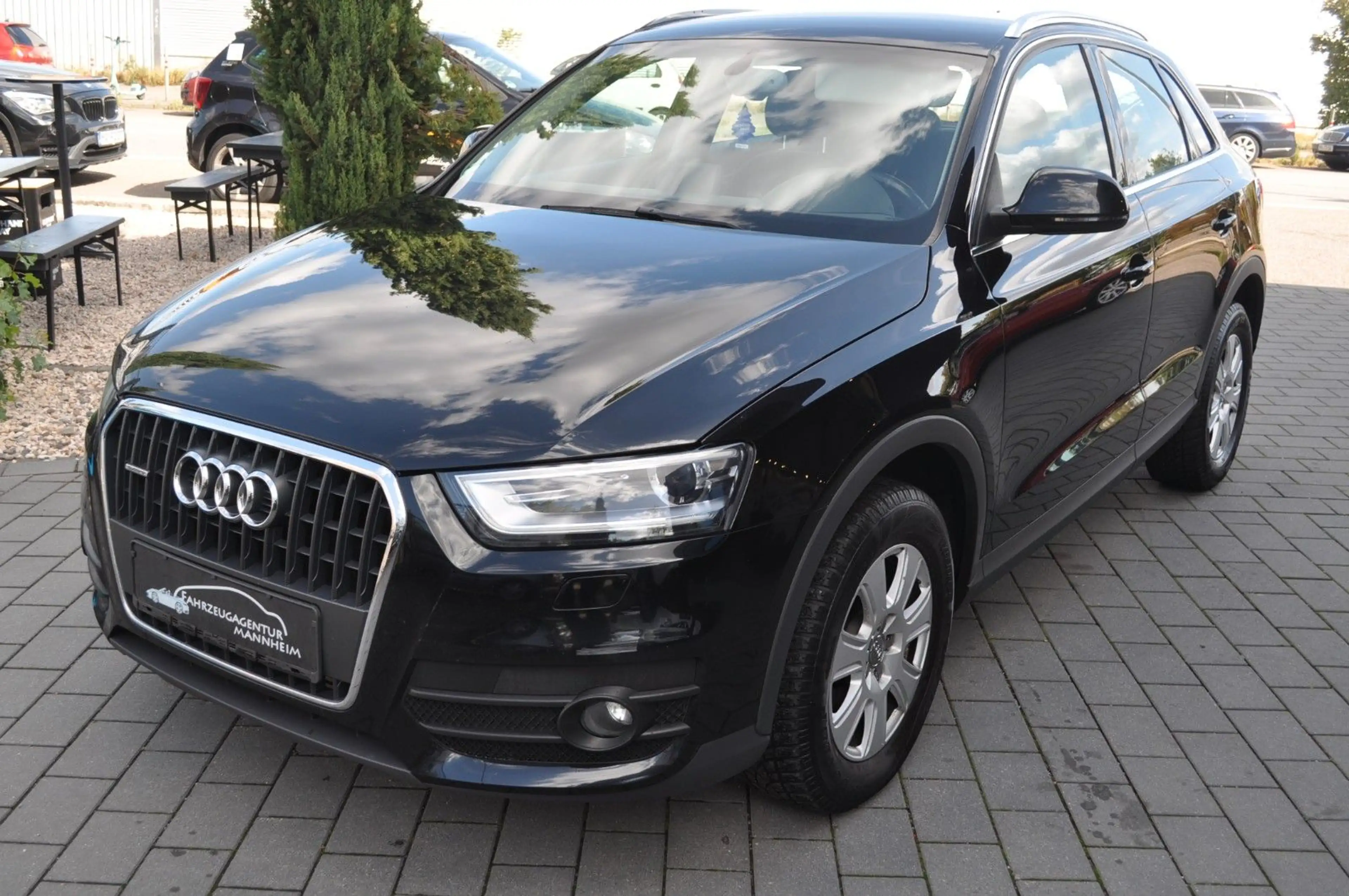 Audi Q3 2.0 TDI quattro * AUTOMATIC * — photo 3