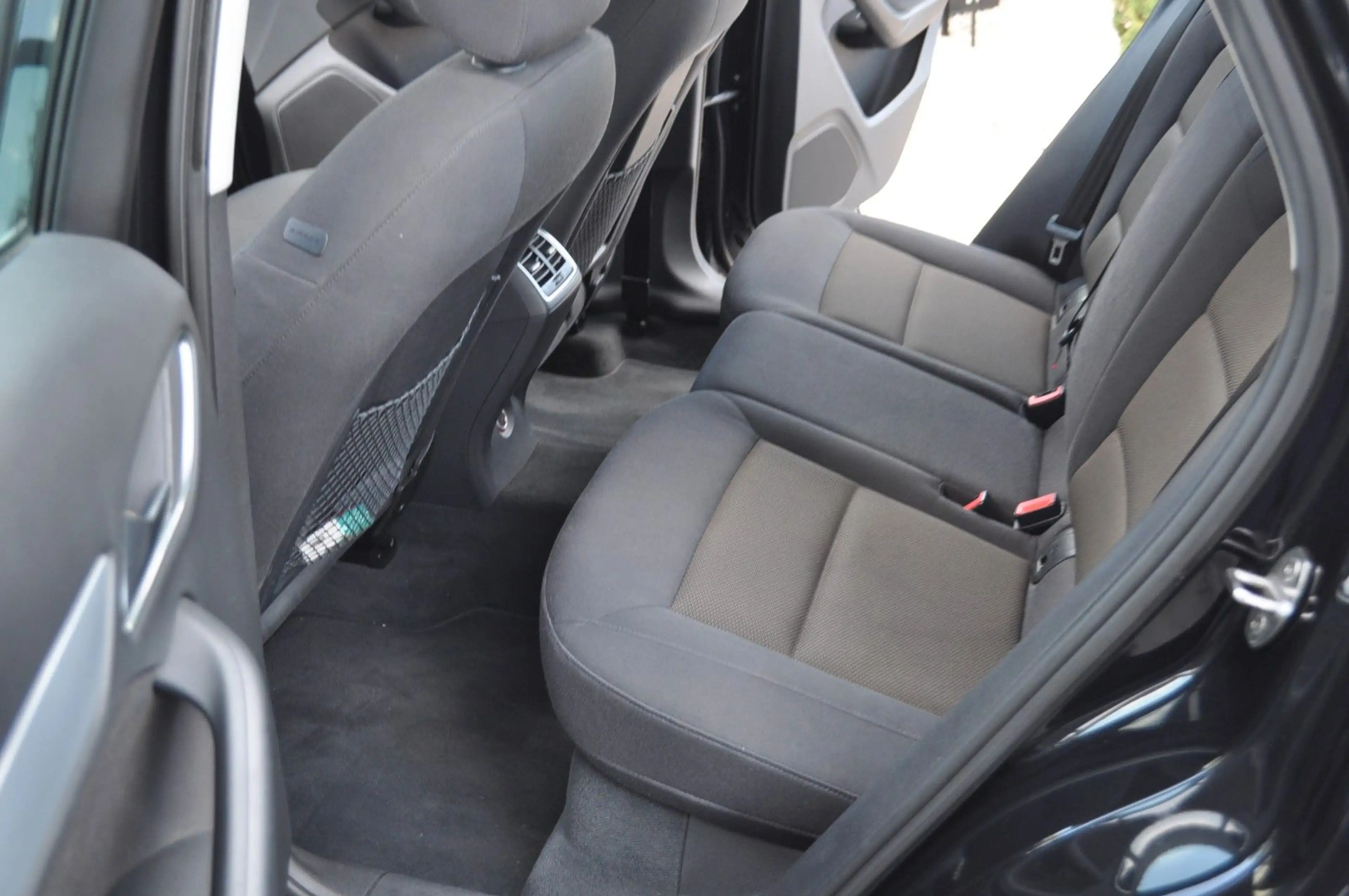 Audi Q3 2.0 TDI quattro * AUTOMATIC * — photo 15