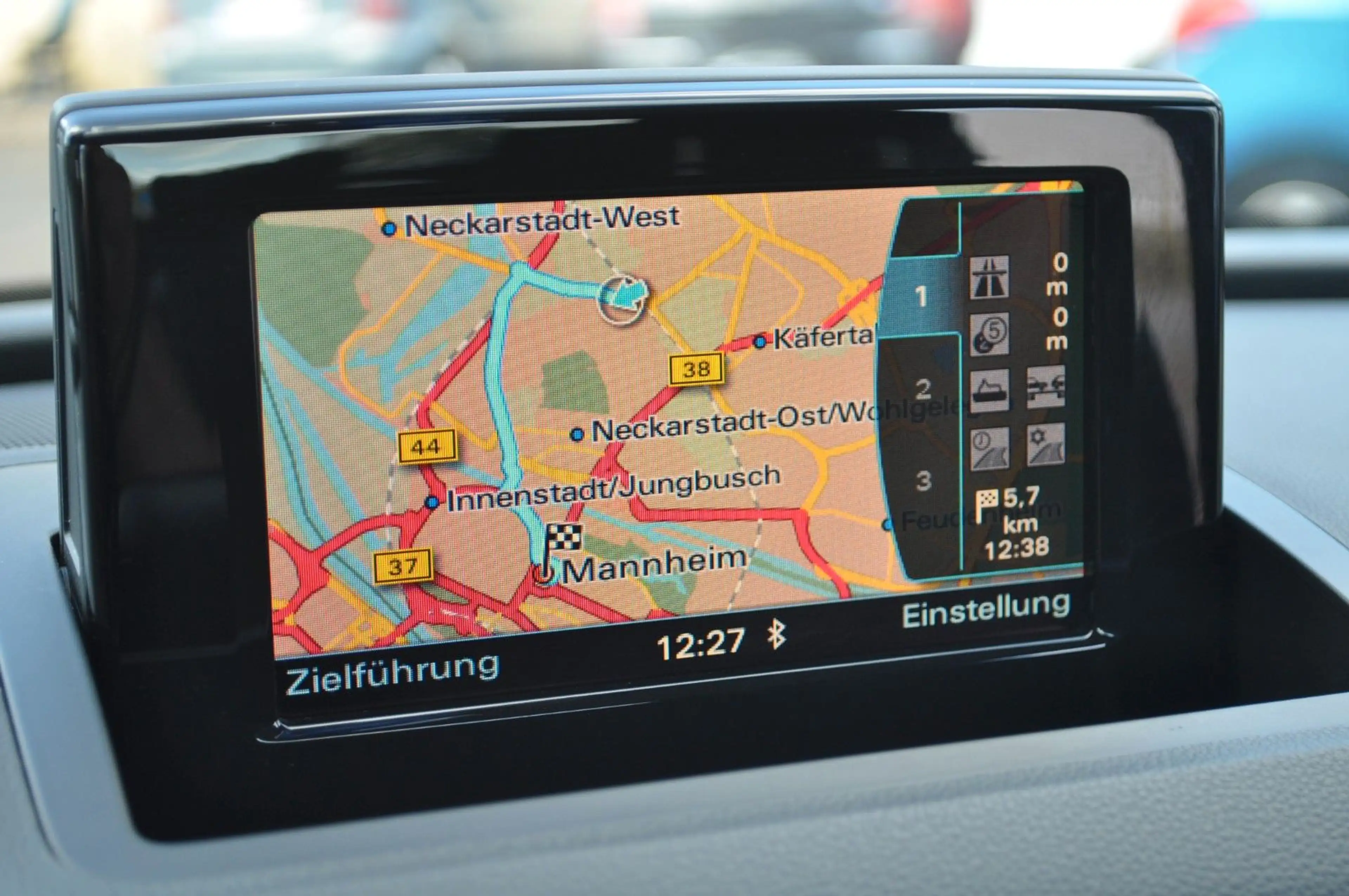 Audi Q3 2.0 TDI quattro * AUTOMATIC * — photo 21