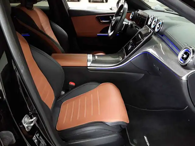 Mercedes-Benz C-Class view 8