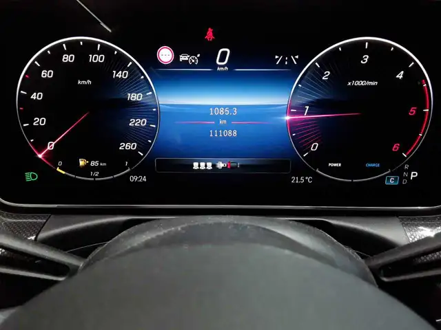 Mercedes-Benz C-Class view 11