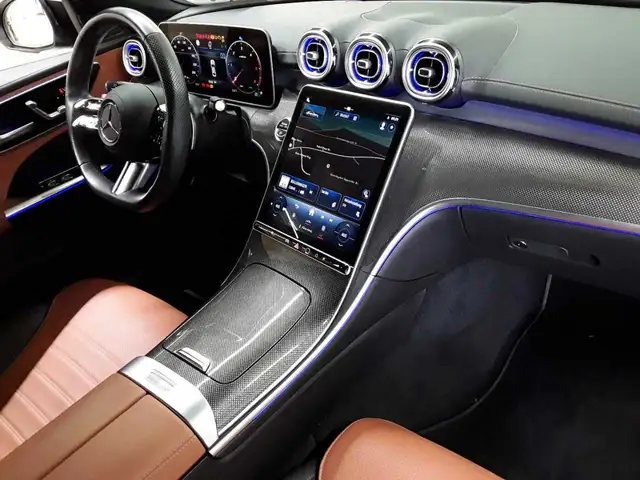 Mercedes-Benz C-Class view 9