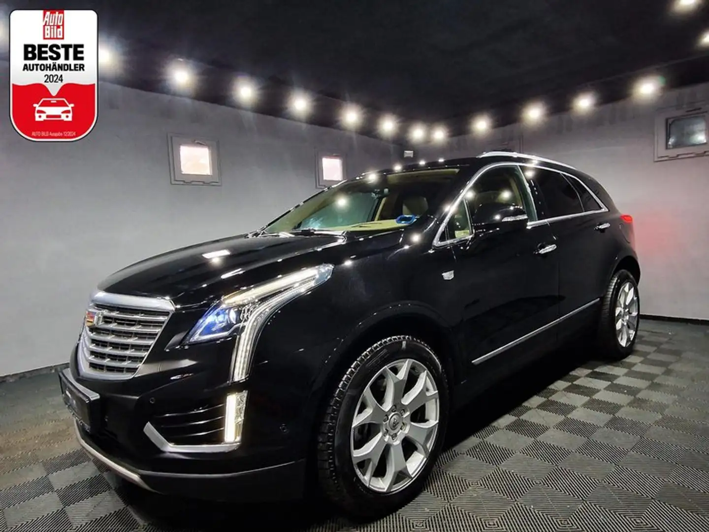 Cadillac XT5 V6 Platinum AWD|AUTOM|PANO|LEDER|LED|NAVI|R-CAM Schwarz - 1