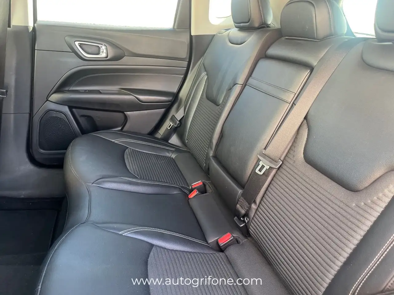 Jeep Compass Compass 1.3 turbo t4 phev Limited 4xe auto 13