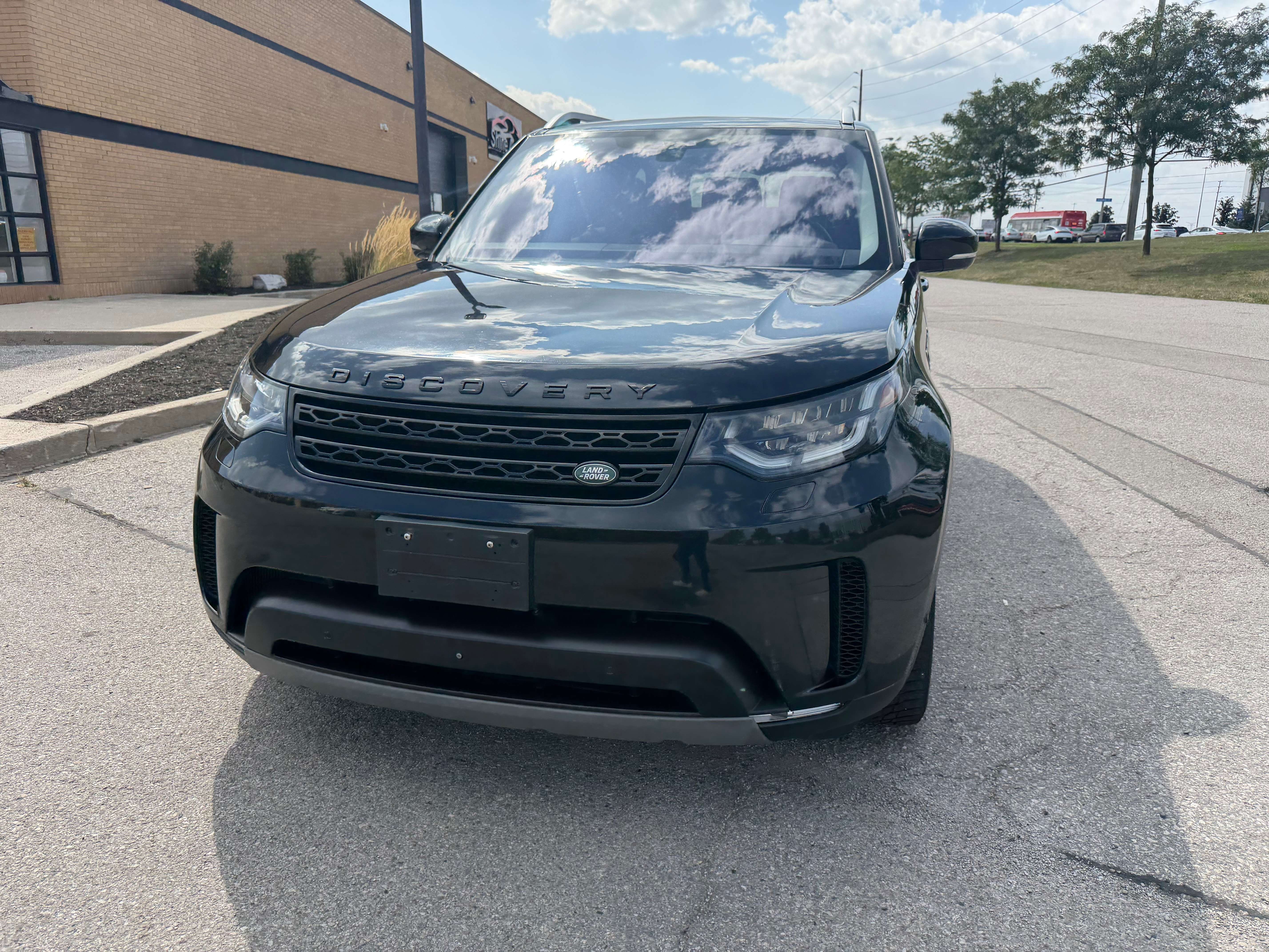 2017 Land Rover Discovery 5