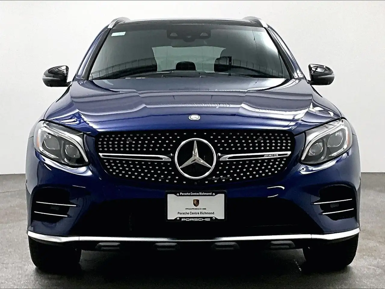 Mercedes-Benz GLC снимка Mercedes-Benz GLC