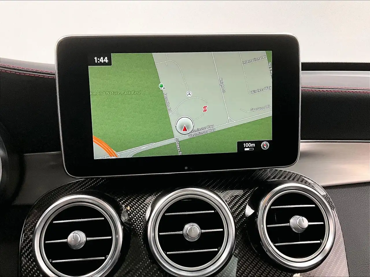 Mercedes-Benz GLC снимка Mercedes-Benz GLC