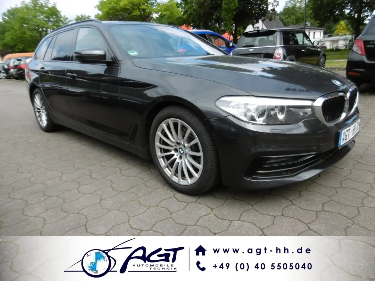 BMW 520 dA Touring Sport Line HUD LED Leder Nav Pano Gris - 1