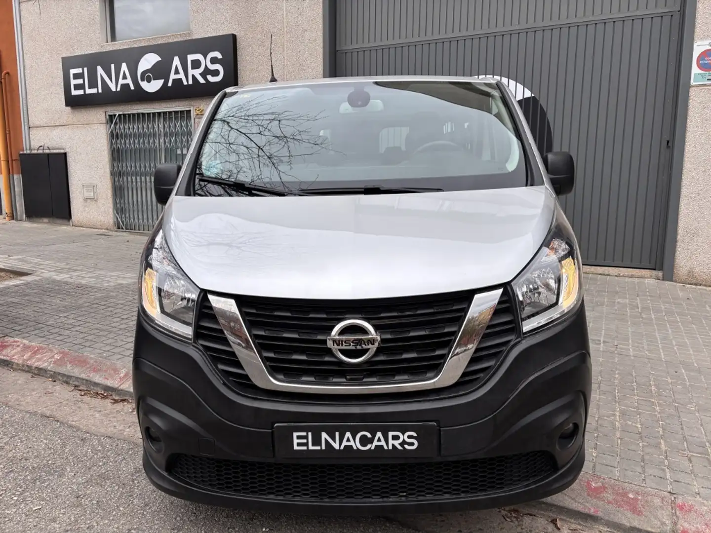 Nissan NV300 Combi 9 2.0dCi L2H1 1.2T Comfort 120 Grigio - 2