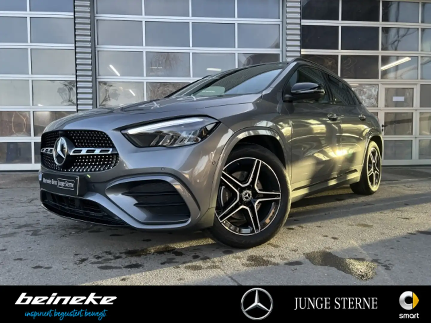 Mercedes-Benz GLA 200 GLA 200 AMG Advanced+ Night AHK LED Winter Keyle Grau - 2