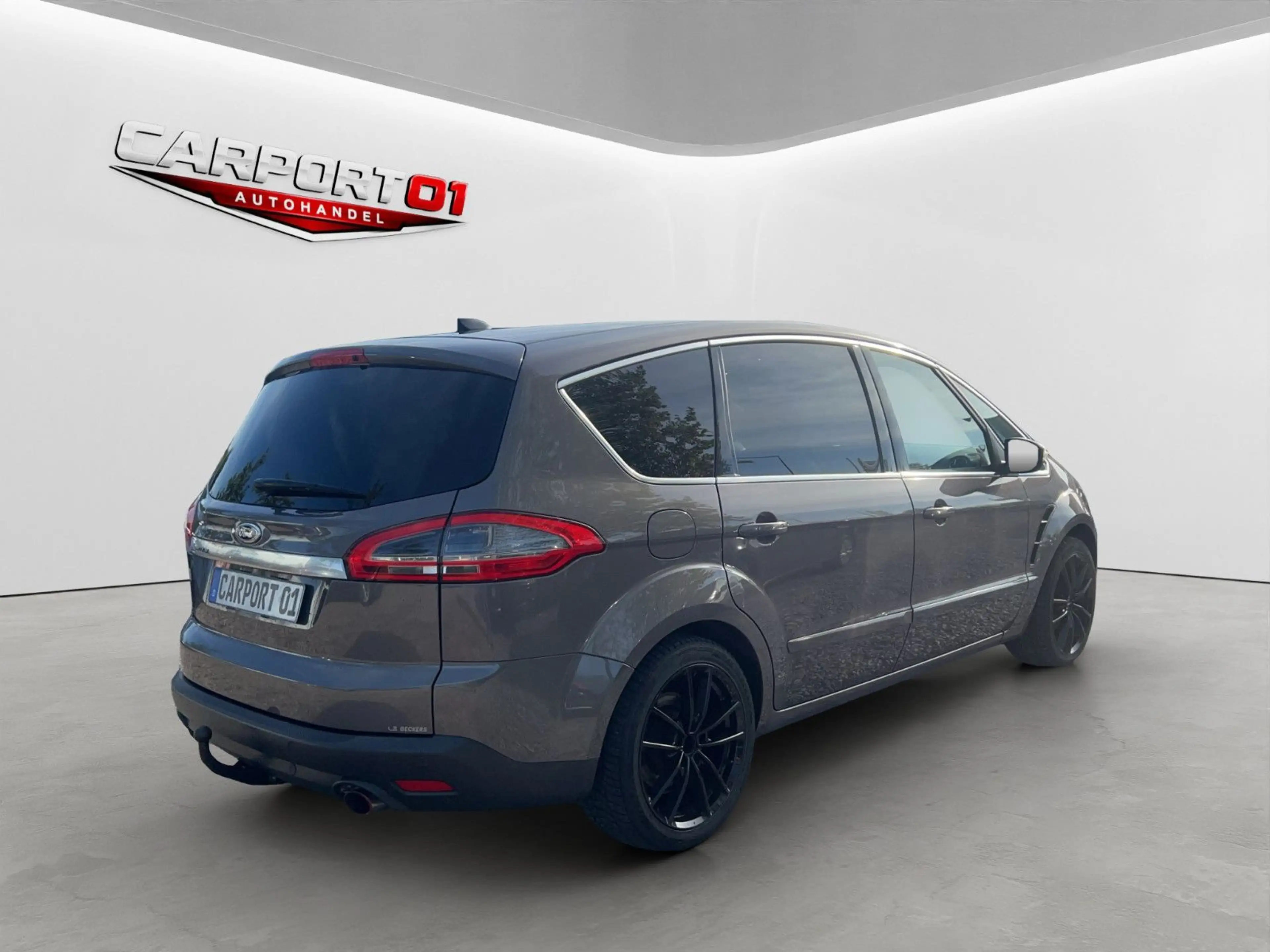 Ford S-Max S-MAX Titanium/AHK/8xAlu/Navi/Leder/Temp./ — photo 3