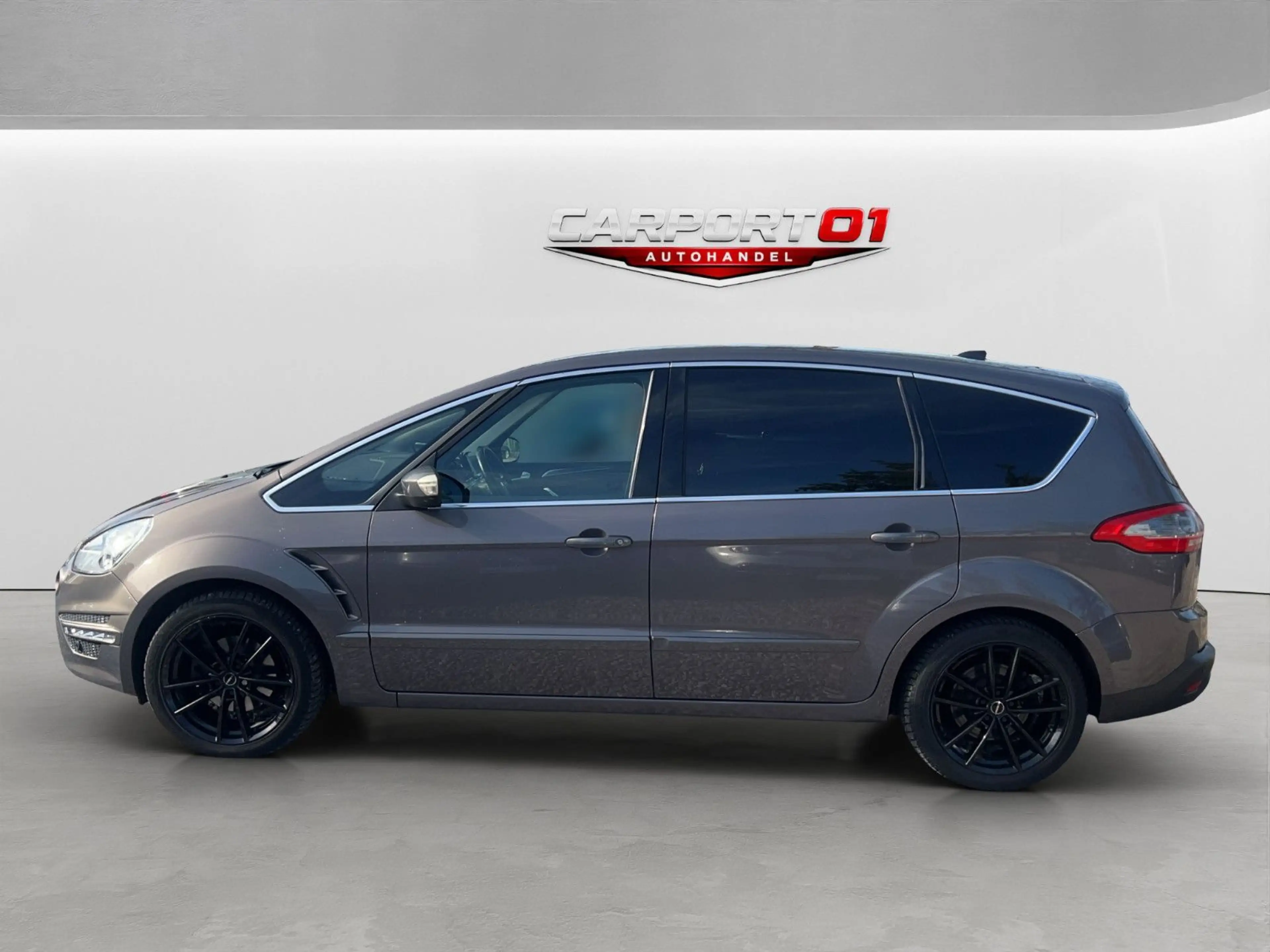 Ford S-Max S-MAX Titanium/AHK/8xAlu/Navi/Leder/Temp./ — photo 8