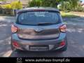 Hyundai i10 1.0 YES! Klima Sitzhzg. 2-fach bereift Plateado - thumbnail 8