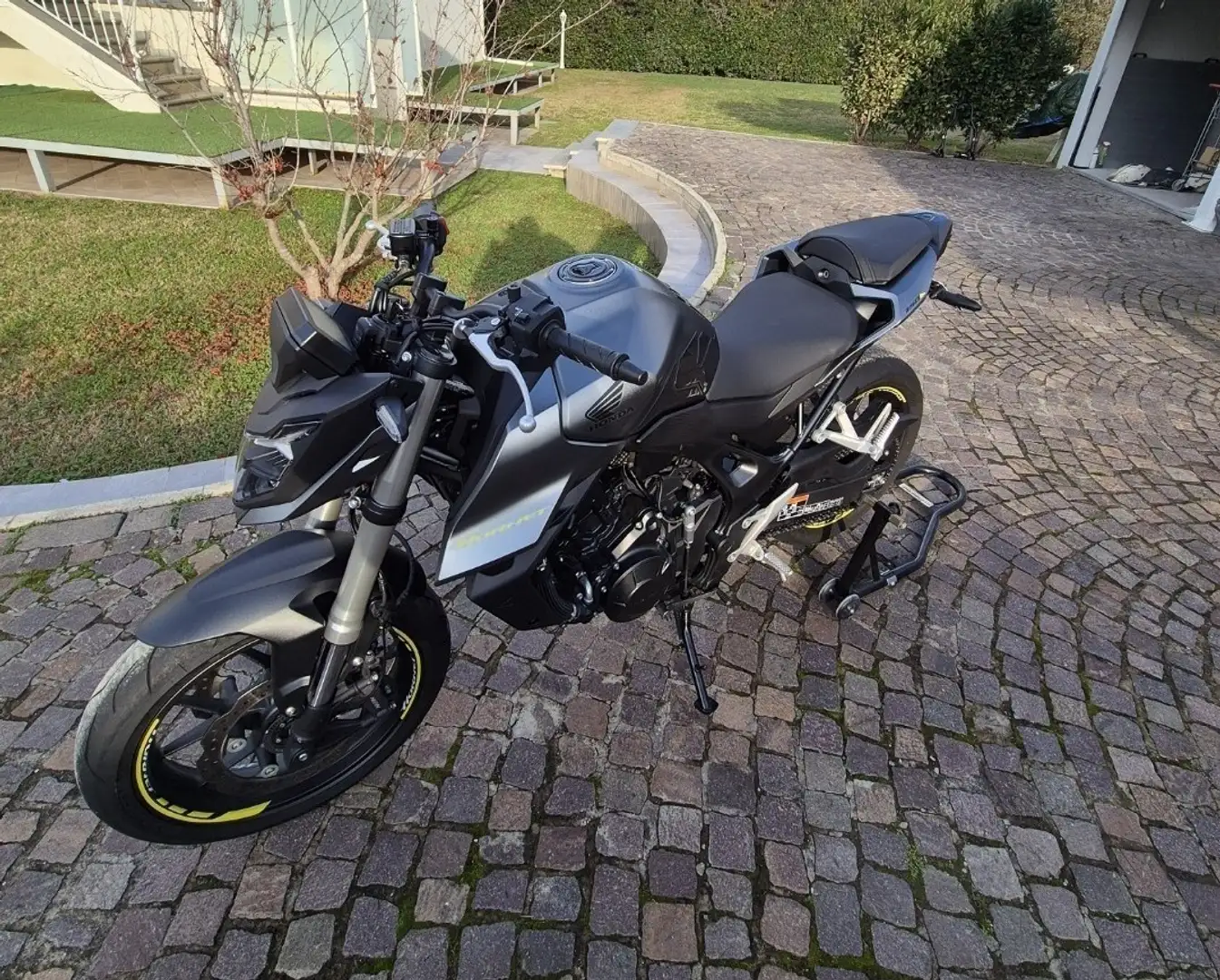 Honda Hornet Matte Iridium Gray Metallic volendo anche depo A2 Gris - 2