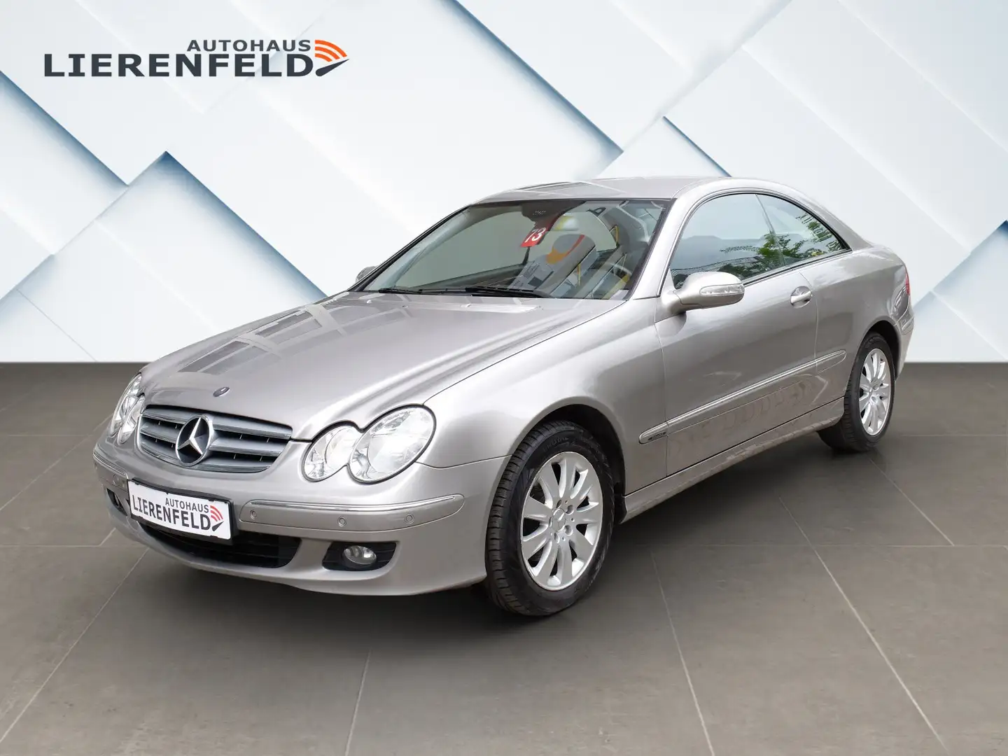 Mercedes-Benz CLK 220 CDI Elegance Automatik Leder 2.Hand Stříbrná - 1