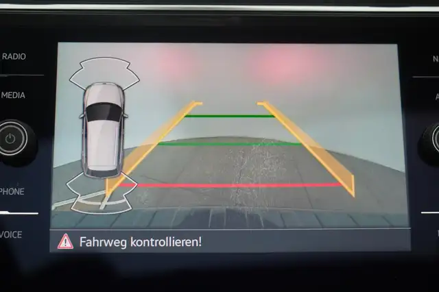 Volkswagen Tiguan Allspace view 15