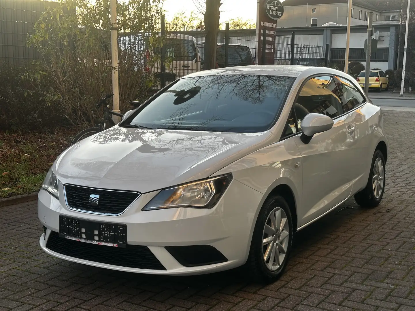 SEAT Ibiza Style Salsa/Klima/Alu/Tüv-Neu/Isofix/ELFH/ELSP Weiß - 2