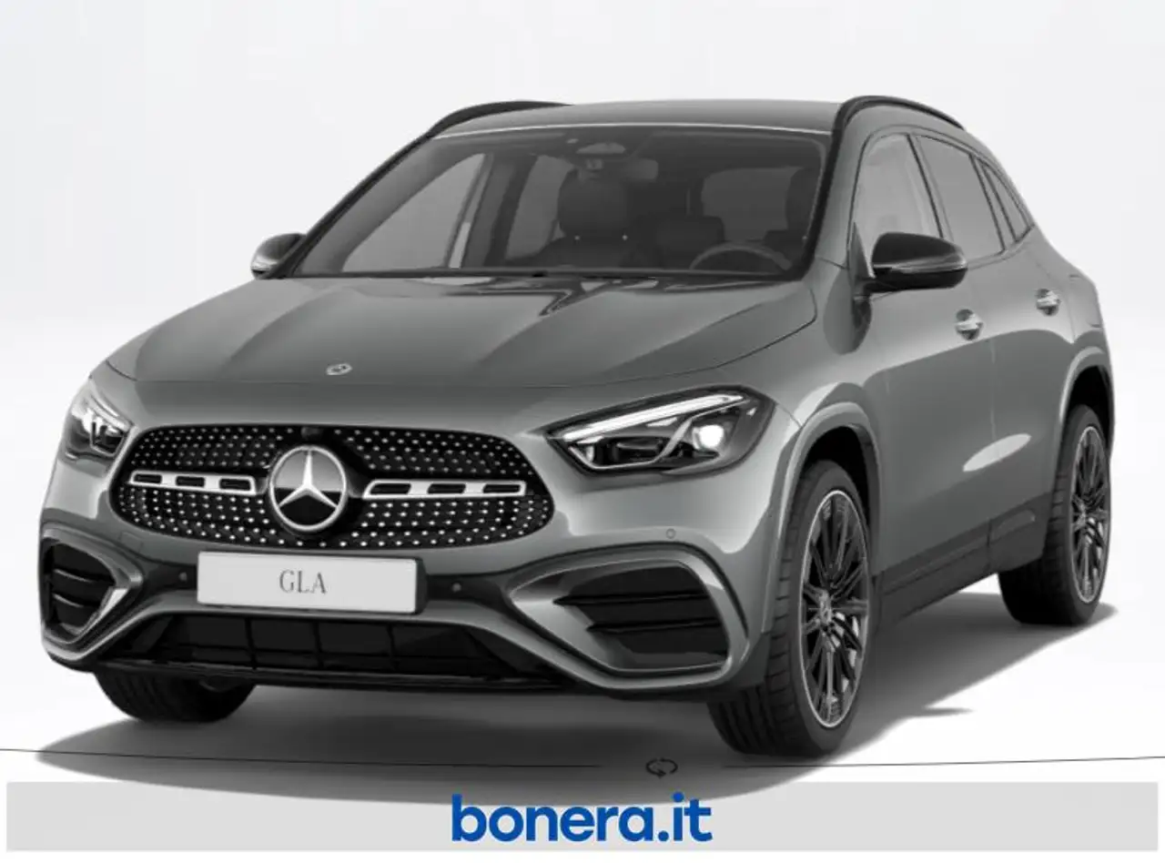 Mercedes-Benz GLA 200