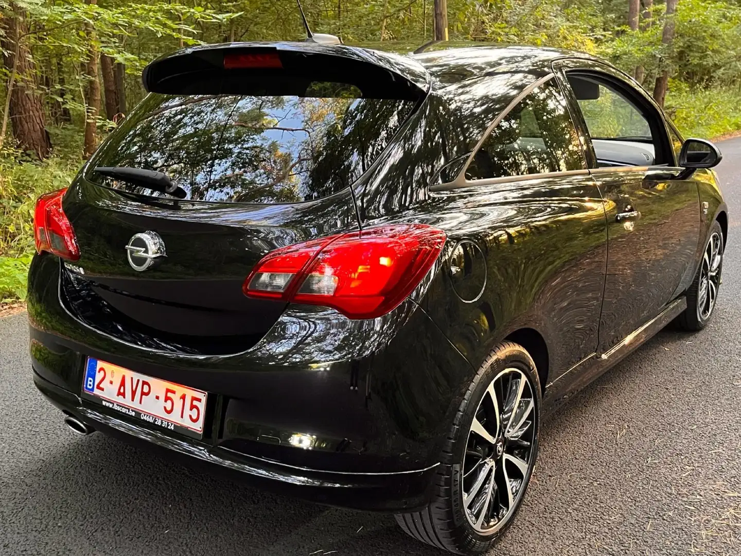 Opel Corsa 1.4 OPC-line Zwart - 2