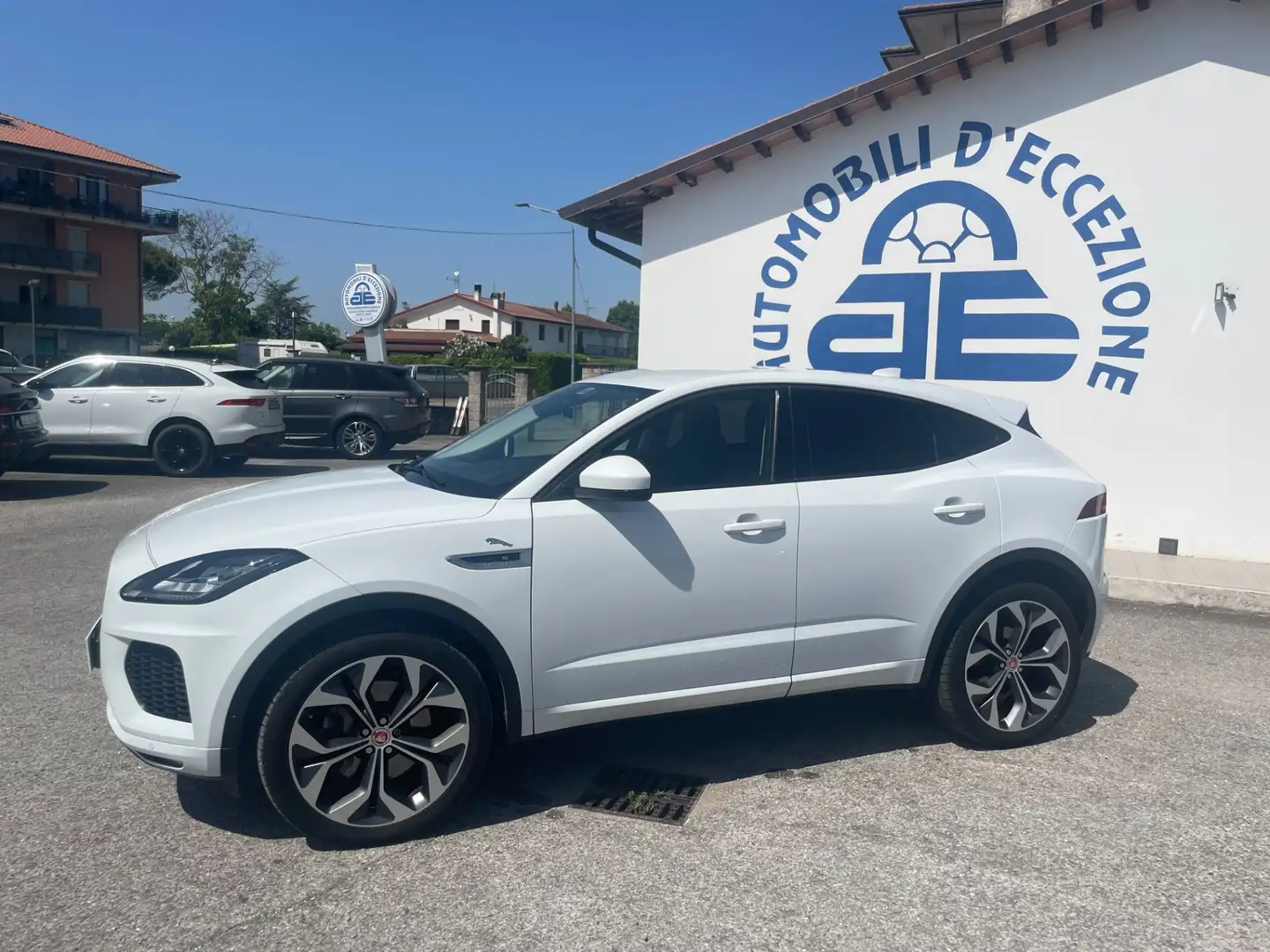 Jaguar E-Pace 2.0D 240 CV AWD aut. R-Dynamic S Blanc - 2