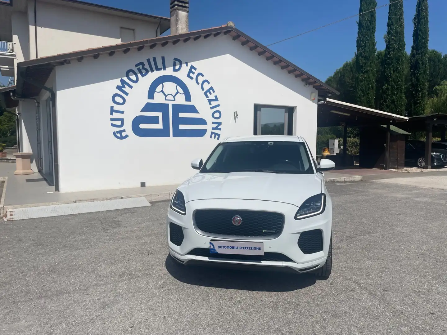 Jaguar E-Pace 2.0D 240 CV AWD aut. R-Dynamic S Blanc - 1