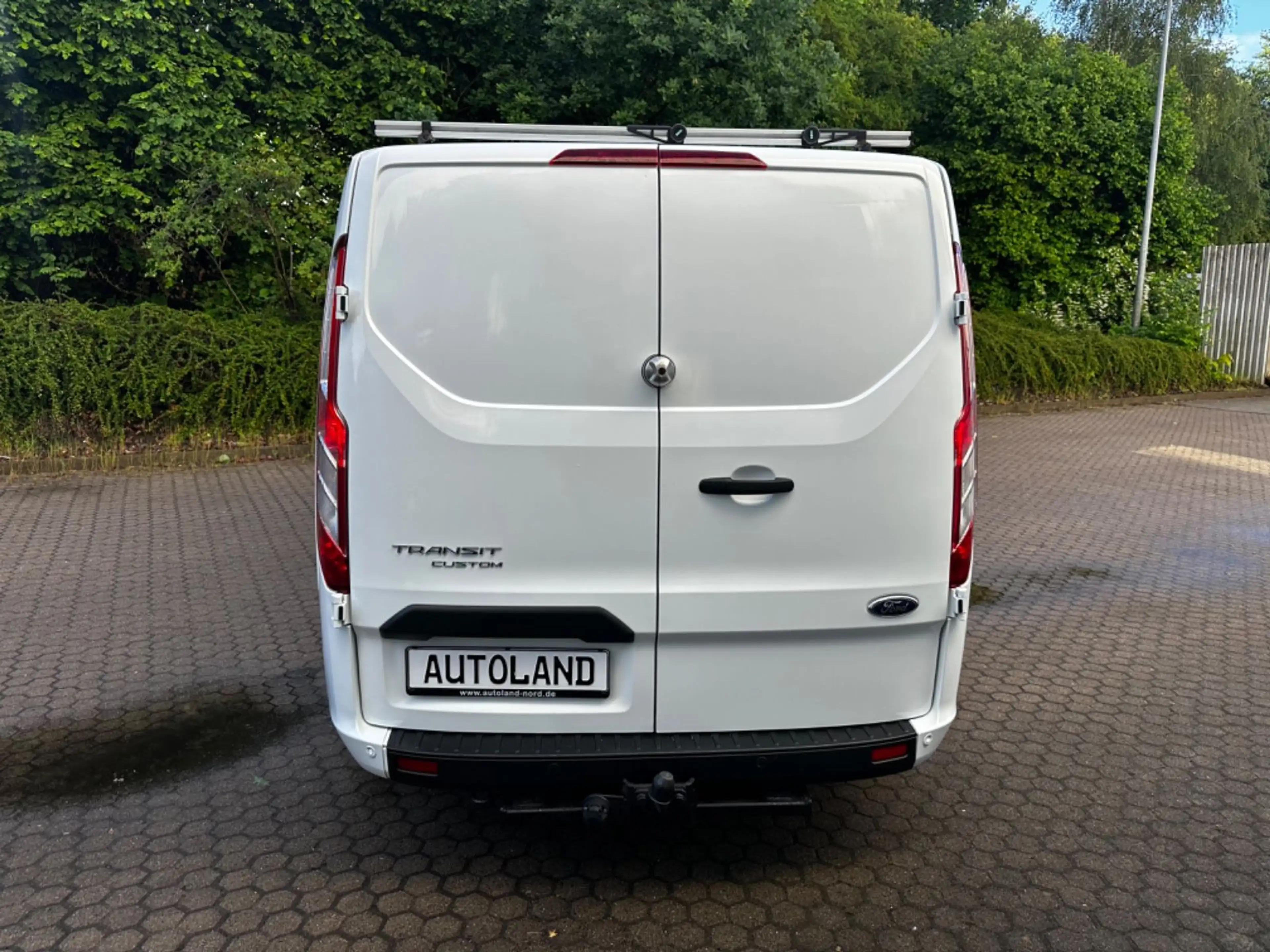 Ford Transit Custom 2.0TDCi Kasten 320 L2*AHK*130PS — photo 12