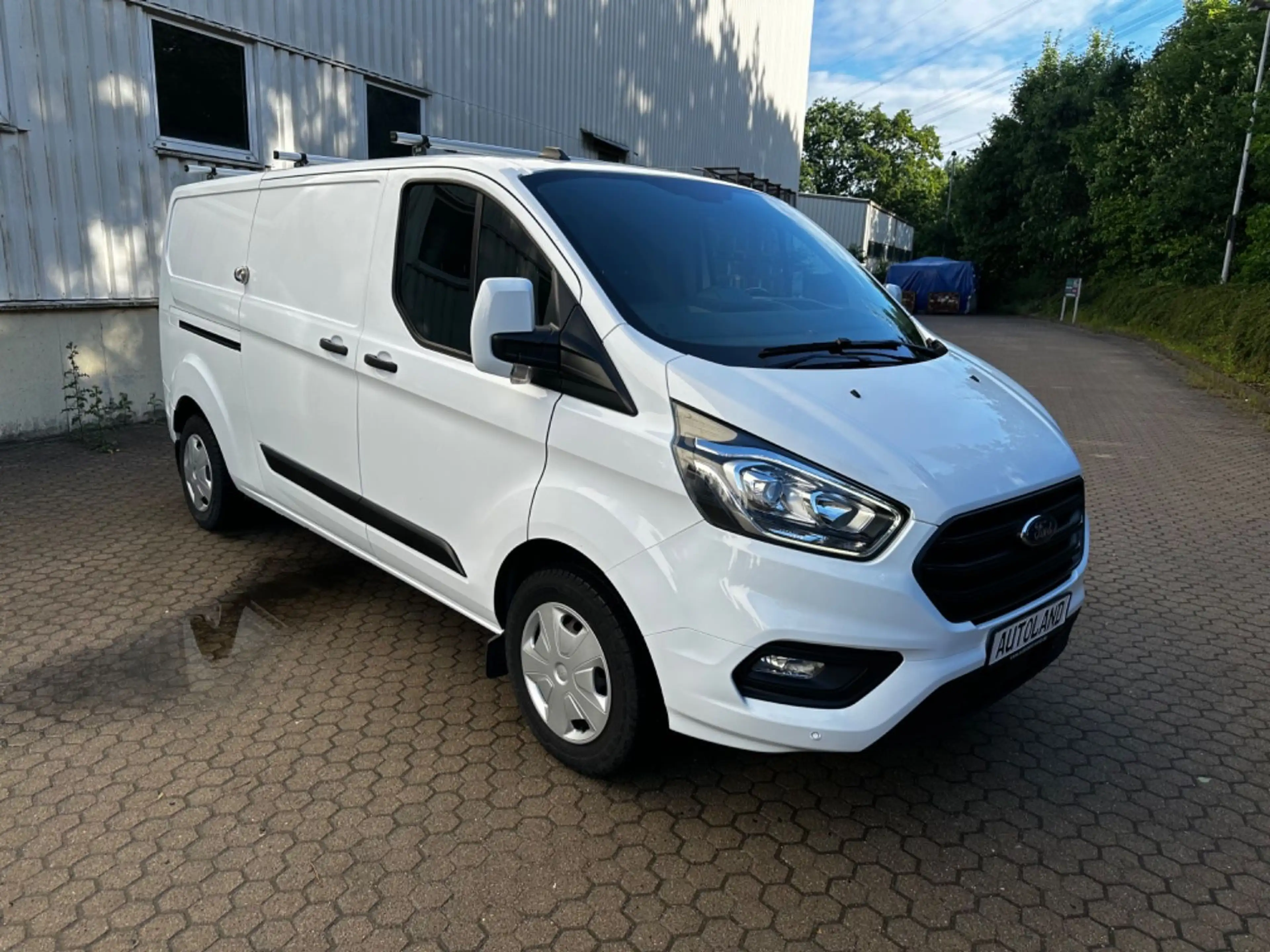 Ford Transit Custom 2.0TDCi Kasten 320 L2*AHK*130PS — photo 4
