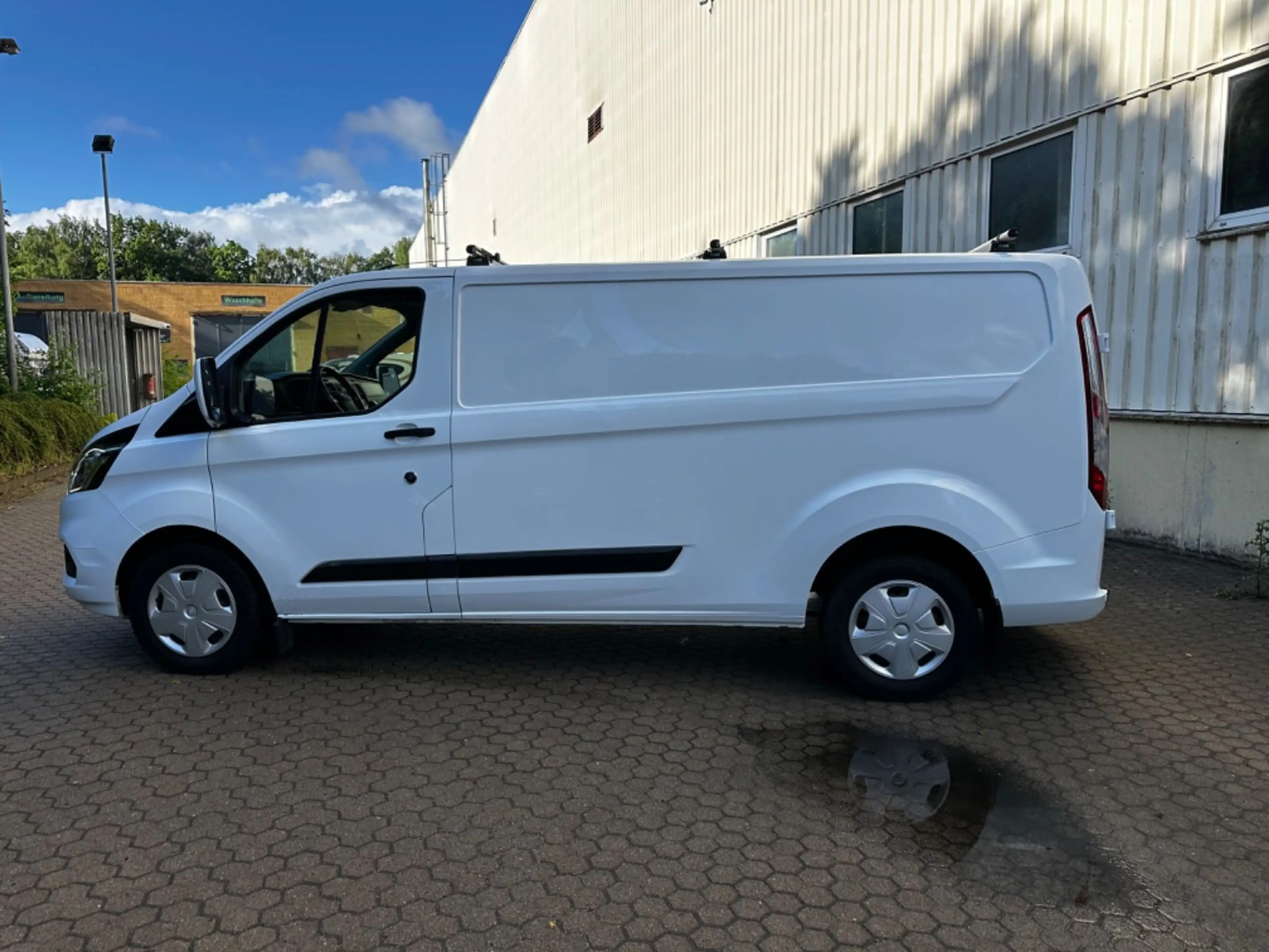 Ford Transit Custom 2.0TDCi Kasten 320 L2*AHK*130PS — photo 11