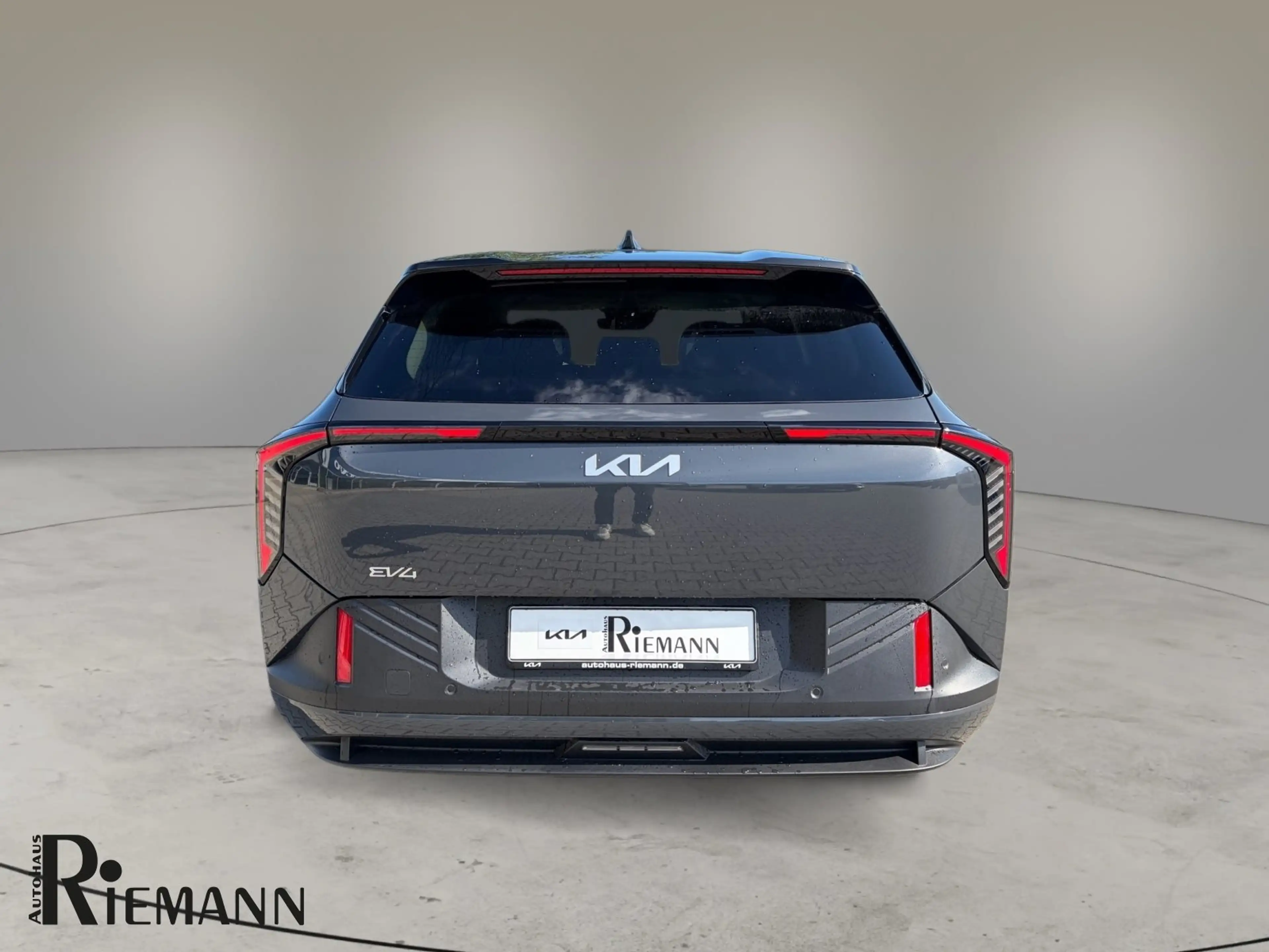 Kia EV4 81,4-kWh Earth + DriveWise-ADAS-Paket — photo 4