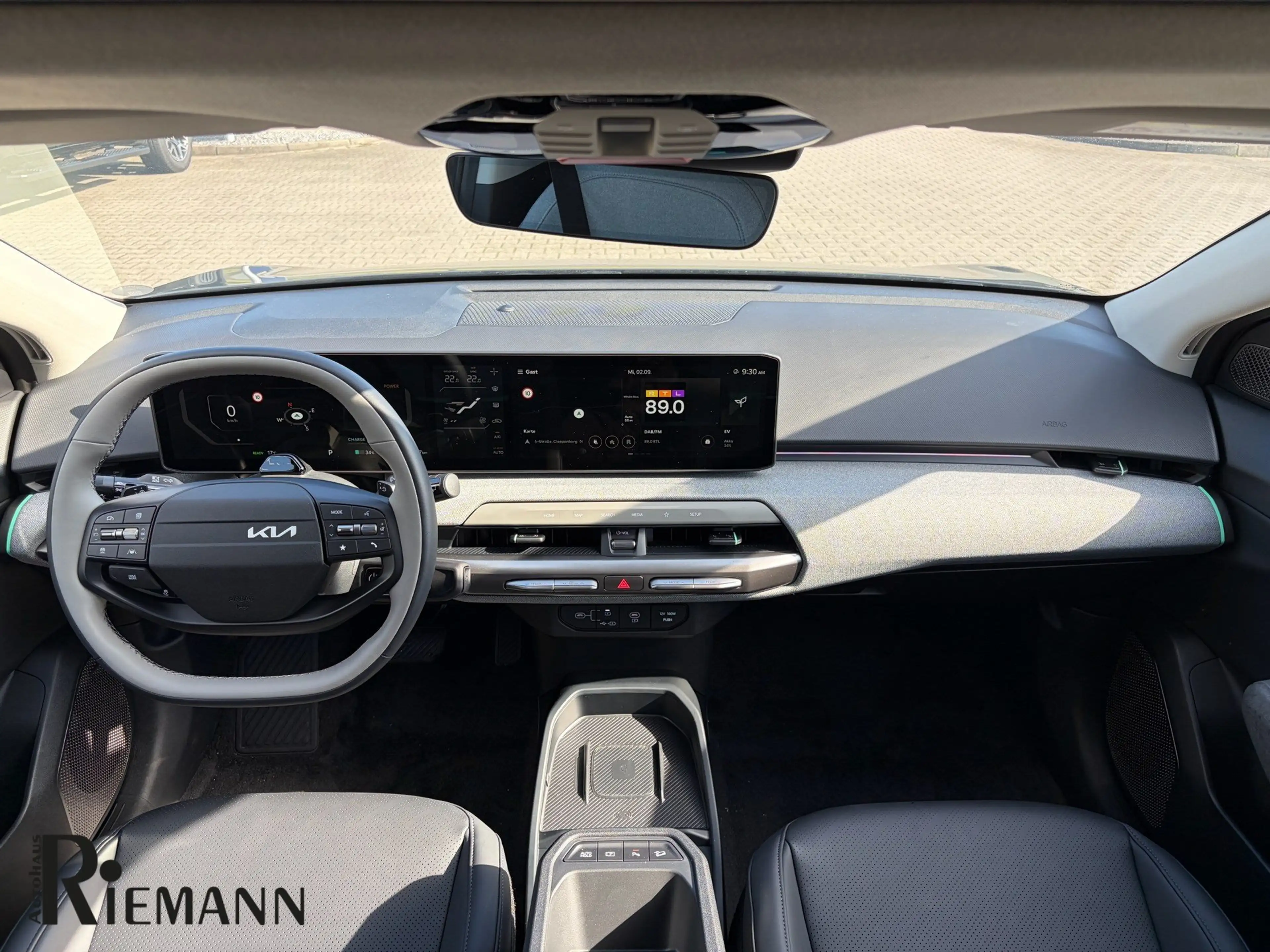 Kia EV4 81,4-kWh Earth + DriveWise-ADAS-Paket — photo 8