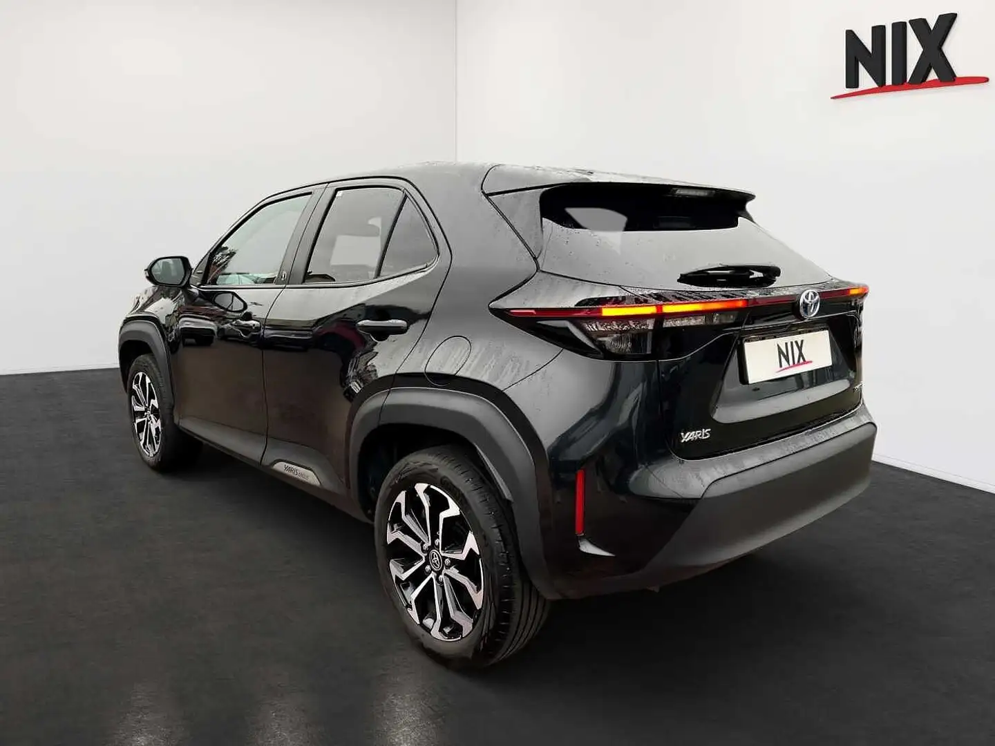 Toyota Yaris Cross Hybrid Team Deutschland KAMERA Schwarz - 2