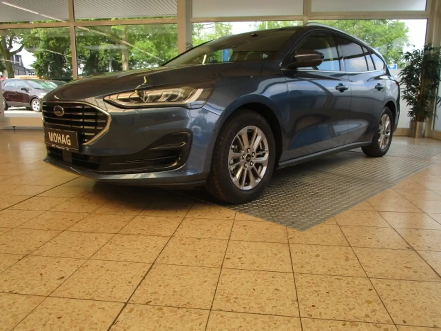 Ford Focus Turnier Titanium 1.0l EcoB.  *Sale-Aktion*    -EU6 Bleu - 1