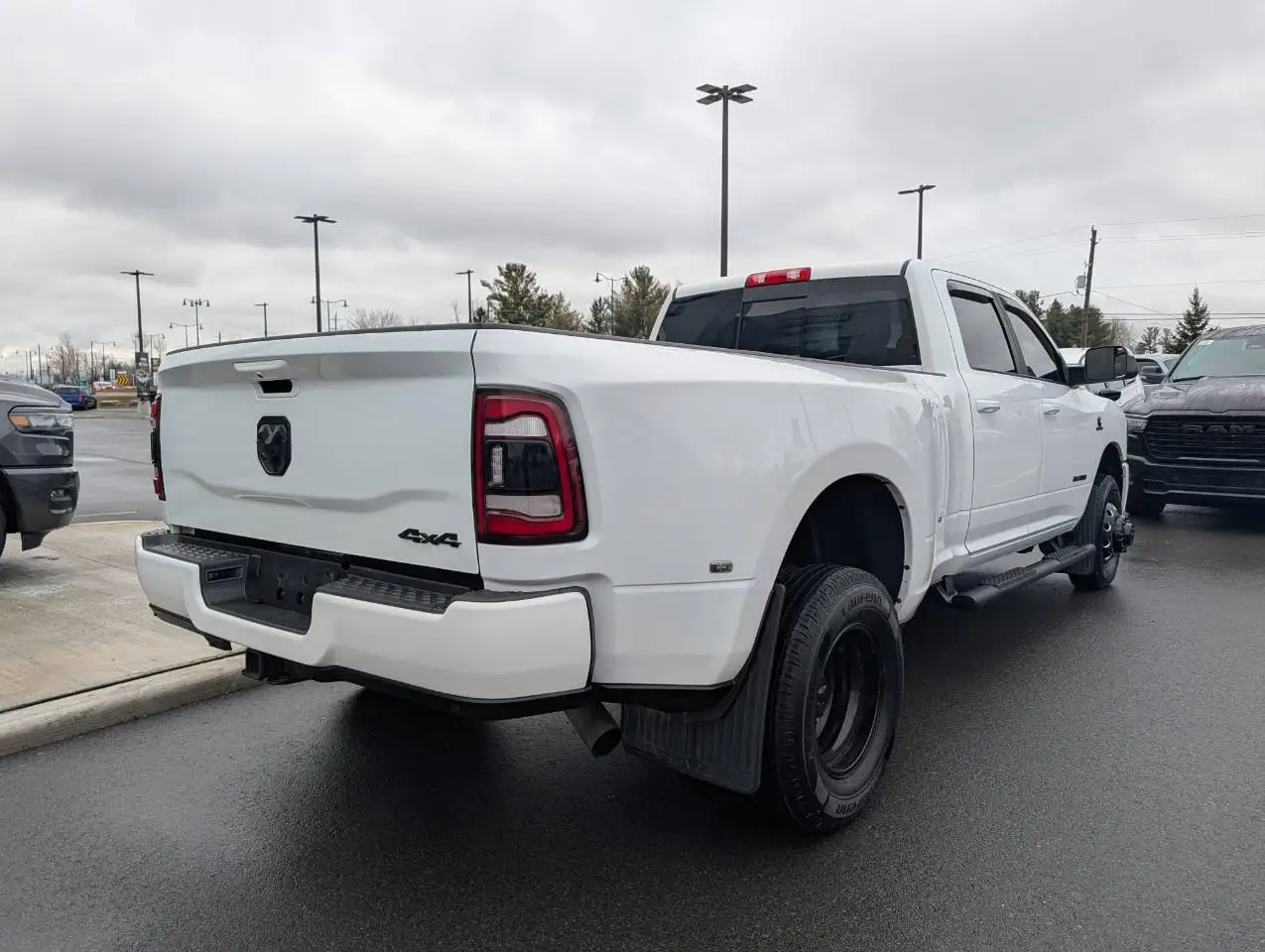 RAM 3500 снимка RAM 3500