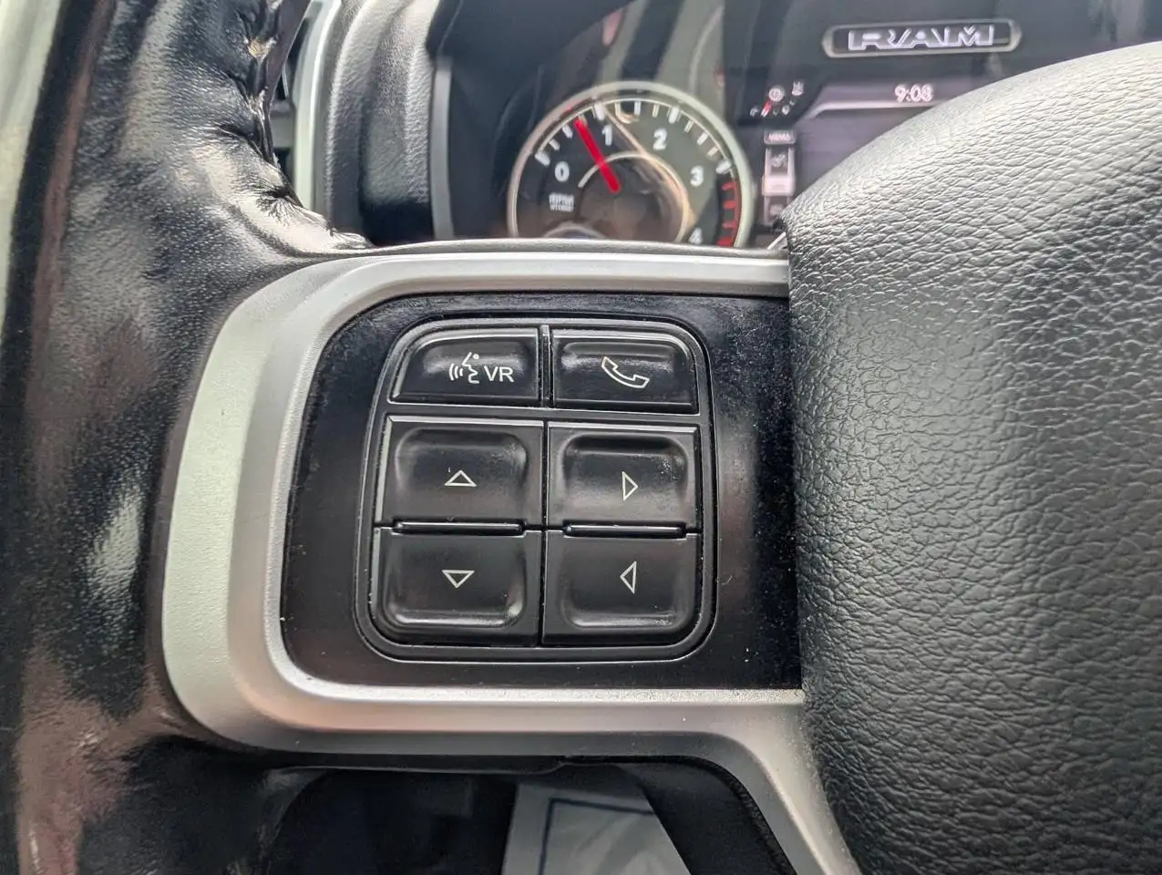 RAM 3500 снимка RAM 3500