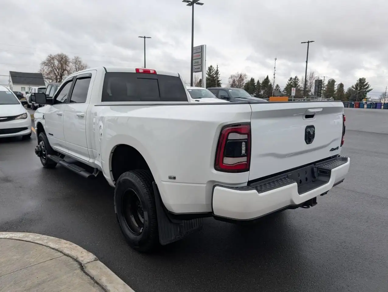 RAM 3500 снимка RAM 3500