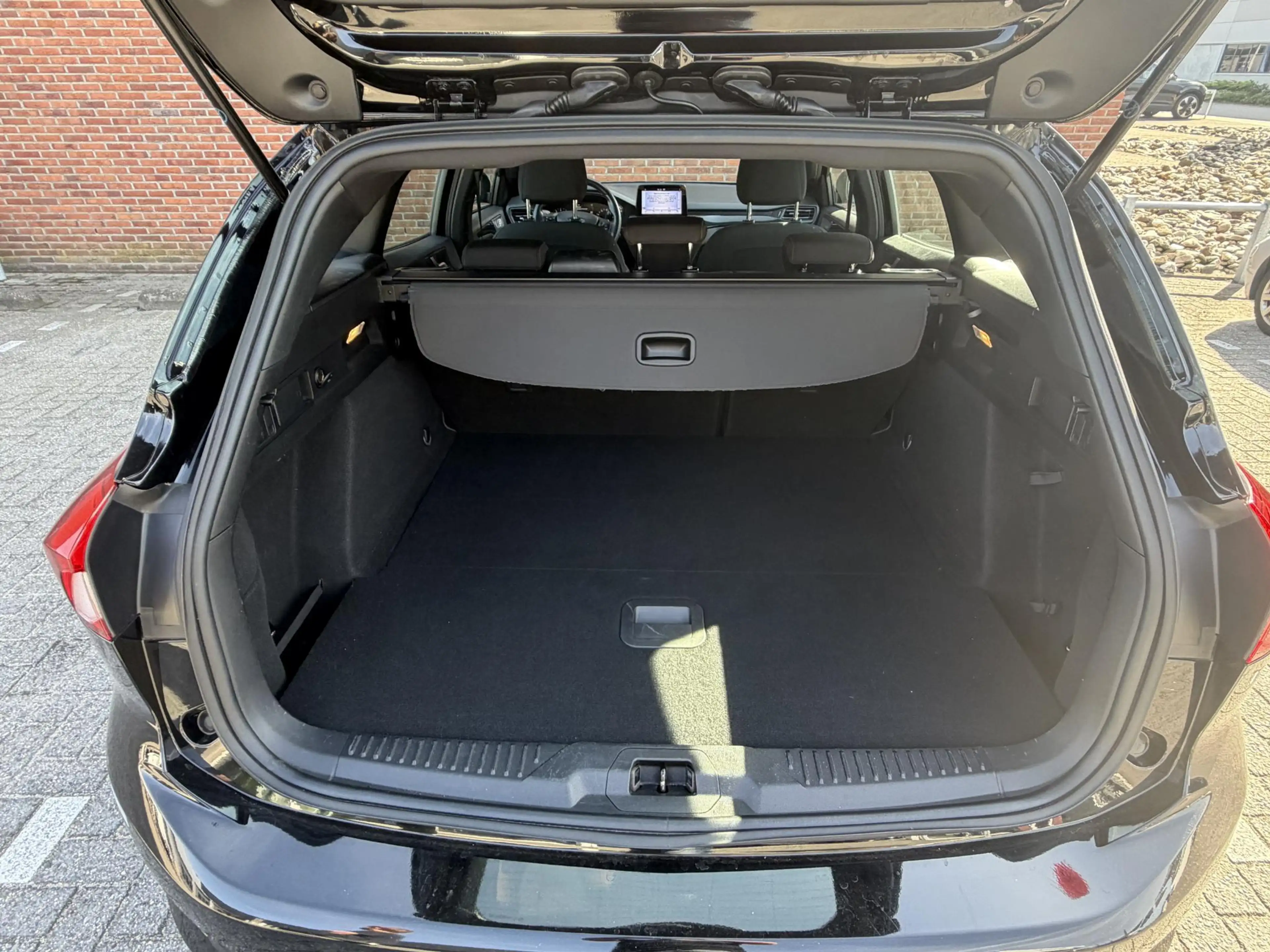 Ford Focus Wagon 1.5 EcoBoost ST Line Business — photo 9