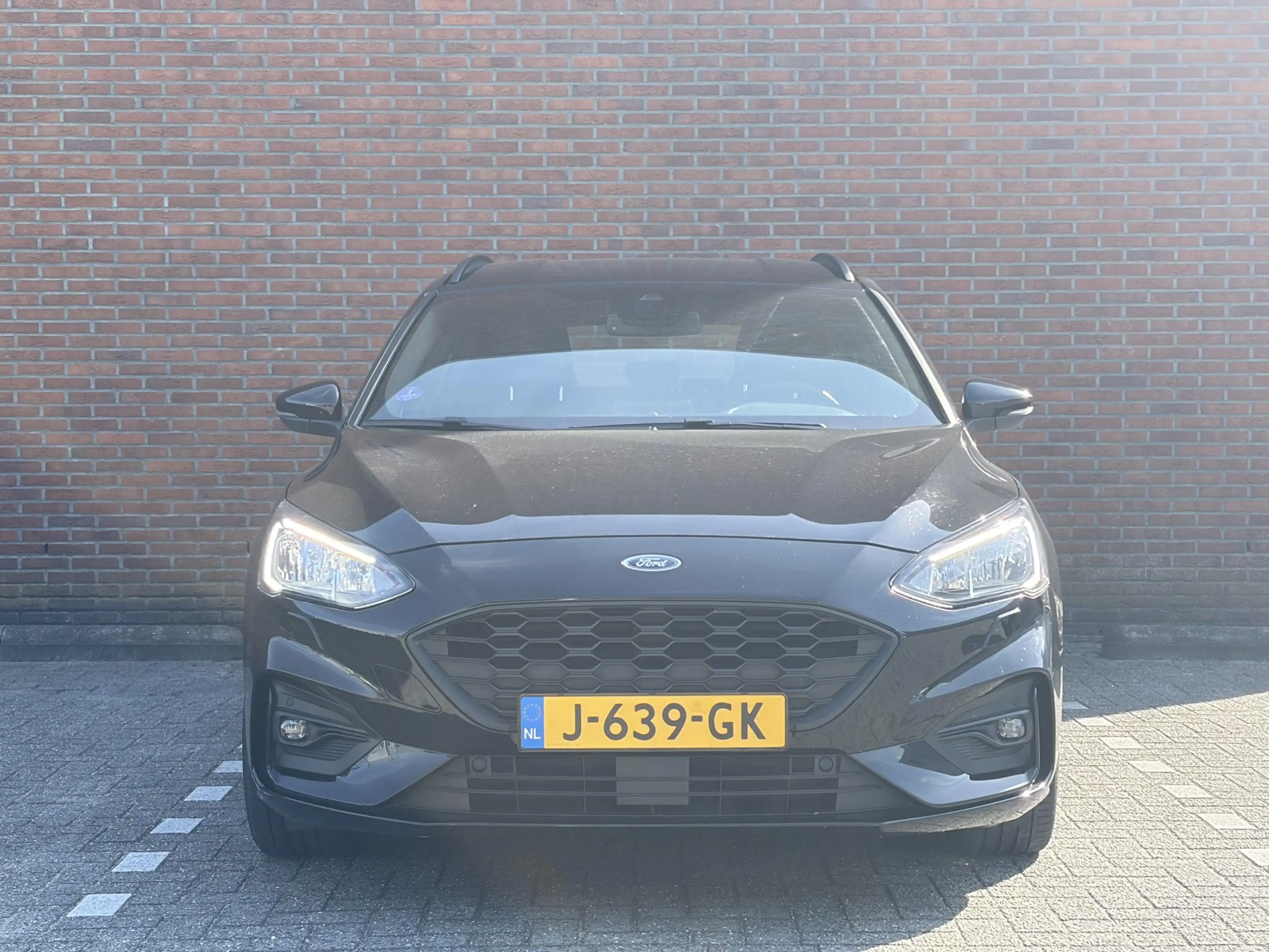 Ford Focus Wagon 1.5 EcoBoost ST Line Business — photo 2