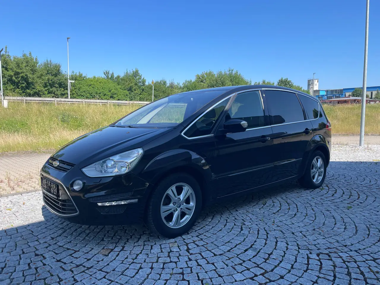 Ford S-Max 1.6 Titanium Navi*Xen*Stdh*Memory*PDC*SH*Alu — photo 1 of 15