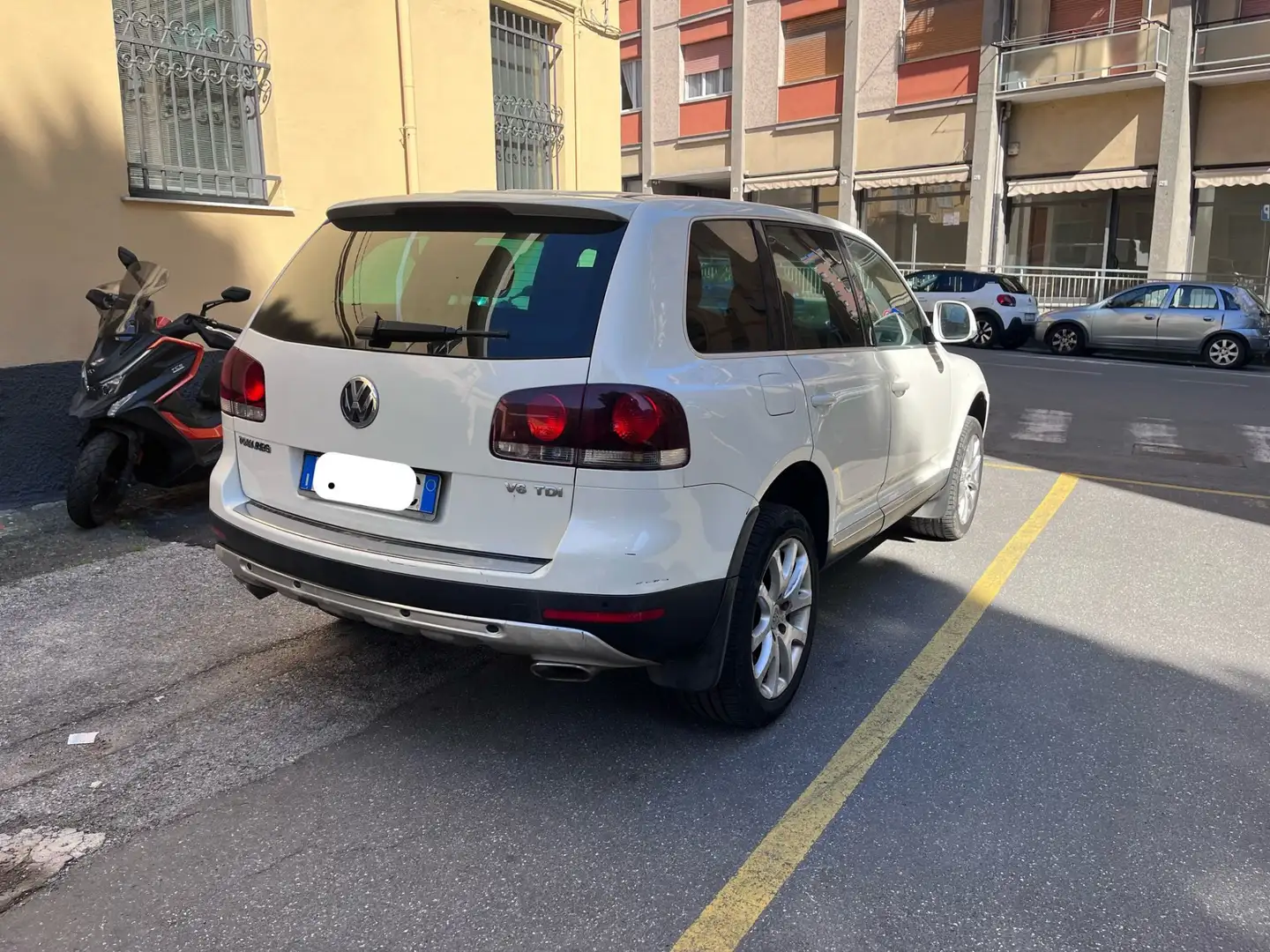 Volkswagen Touareg 3.0 V6 tdi Executive 240cv tiptronic dpf - 2