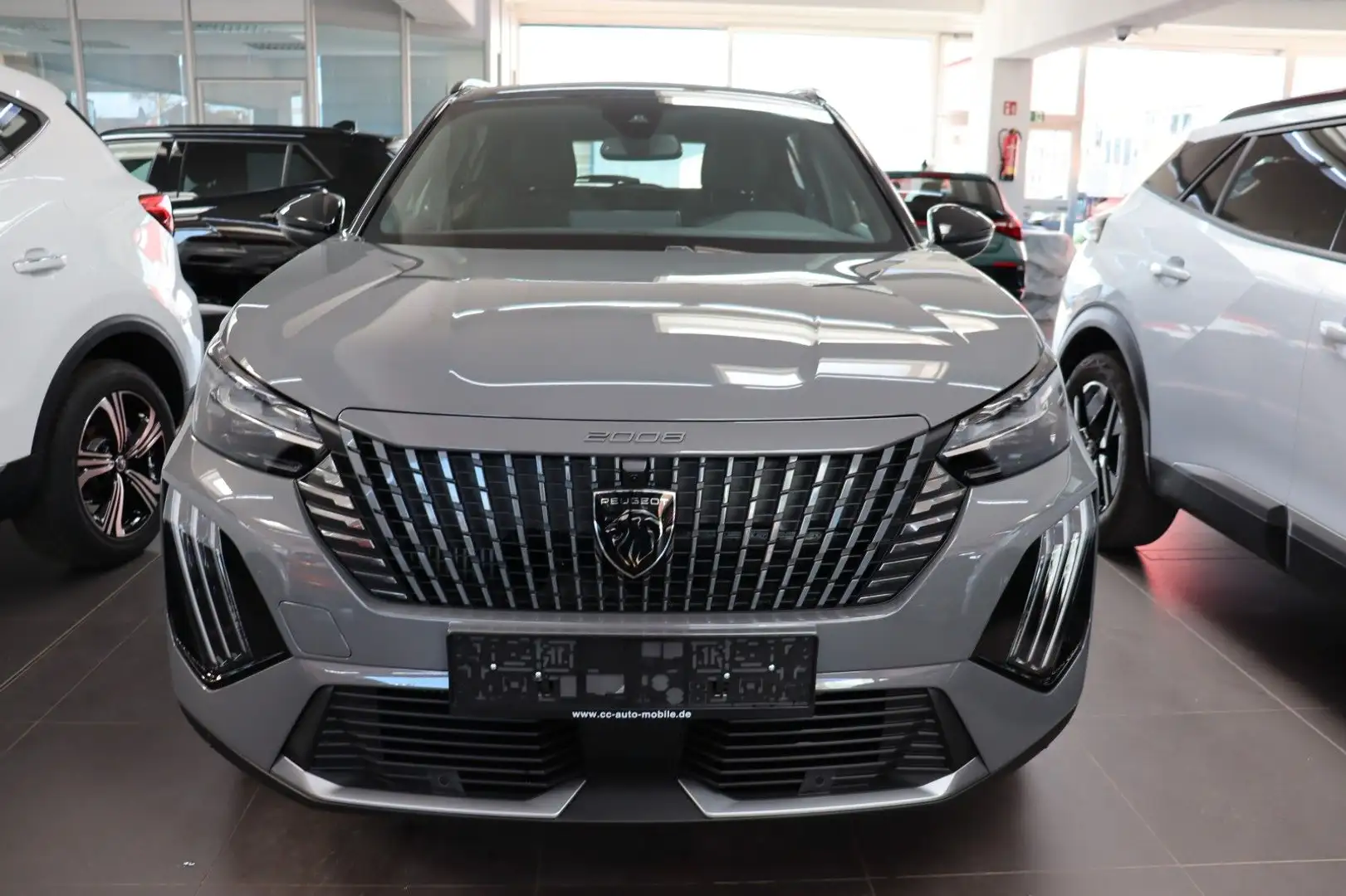 Peugeot 2008 HYBRID 145 e-DSC6 GT Alcantara 360° Schiebe Grau - 2