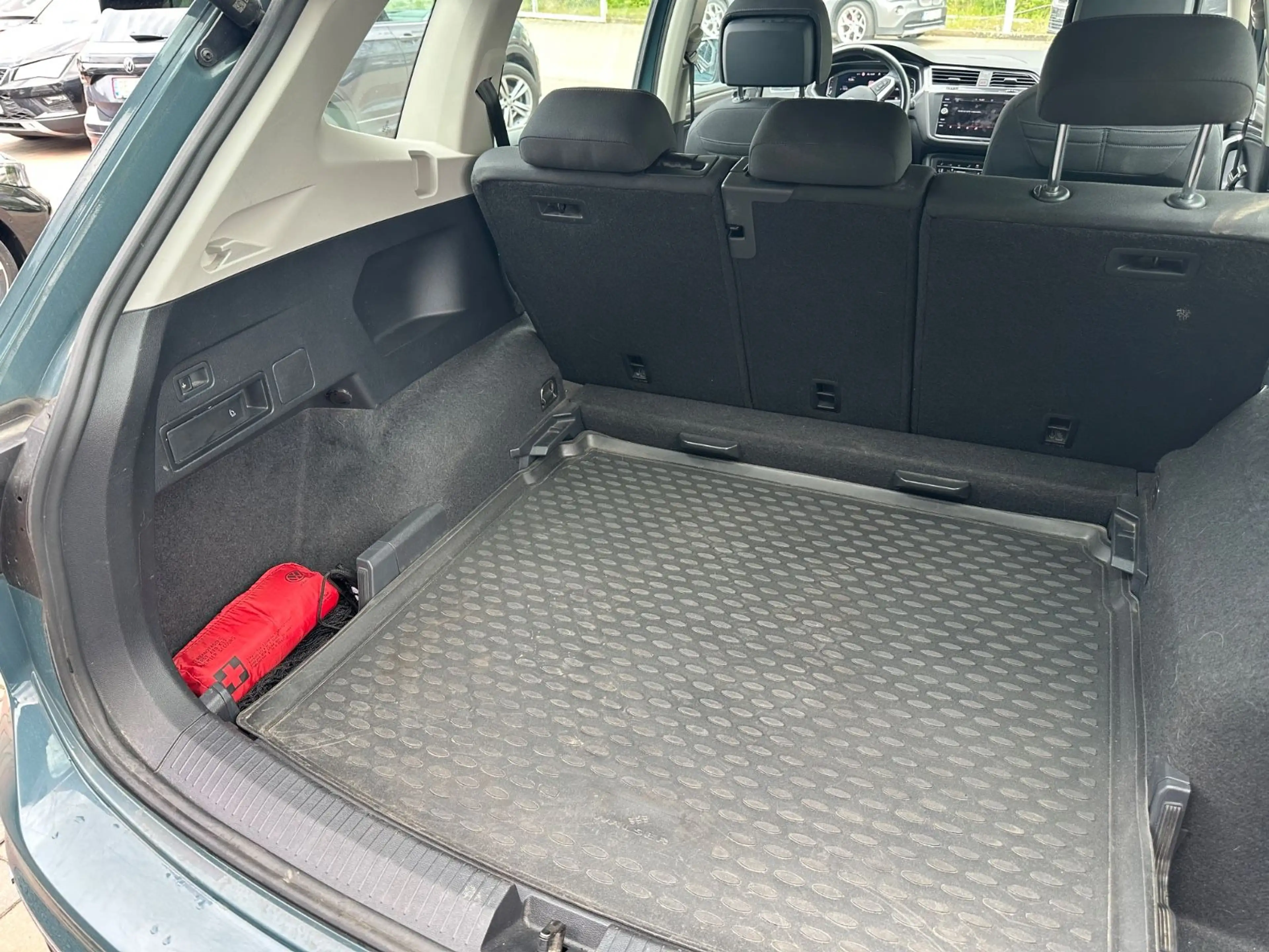 Volkswagen Tiguan Allspace Elegance 4M*R-CAM*MATRIX*AHK* — photo 13