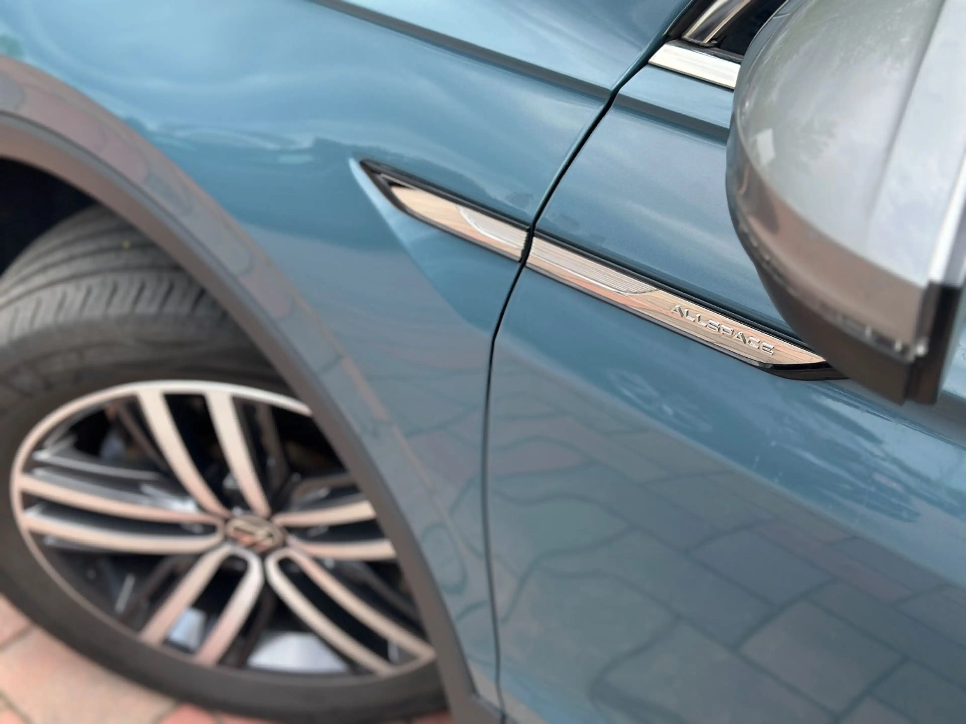 Volkswagen Tiguan Allspace Elegance 4M*R-CAM*MATRIX*AHK* — photo 7
